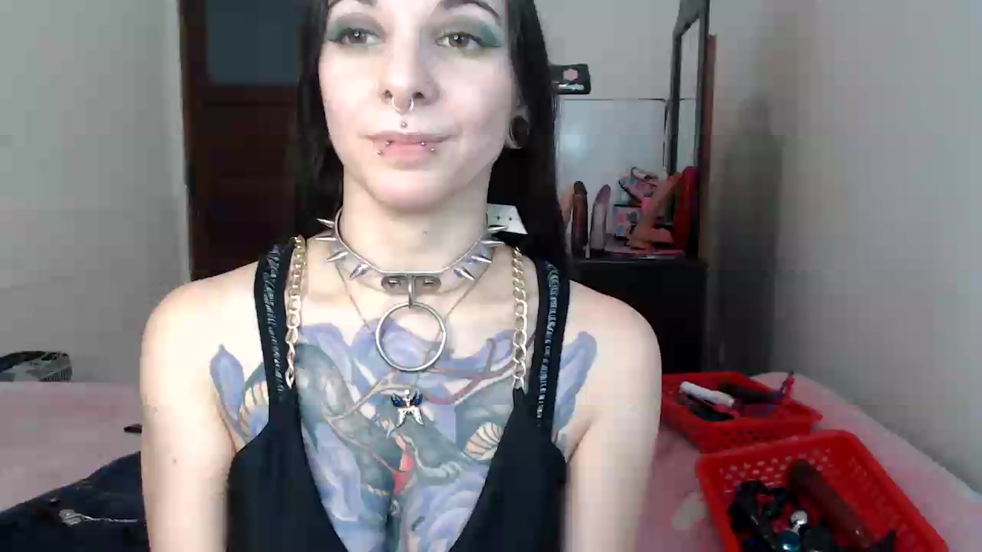 Gallery image thumbnail from BabydollLucy's myfreecams stream on, 06/04/2026, 17:28 image 14 of 20