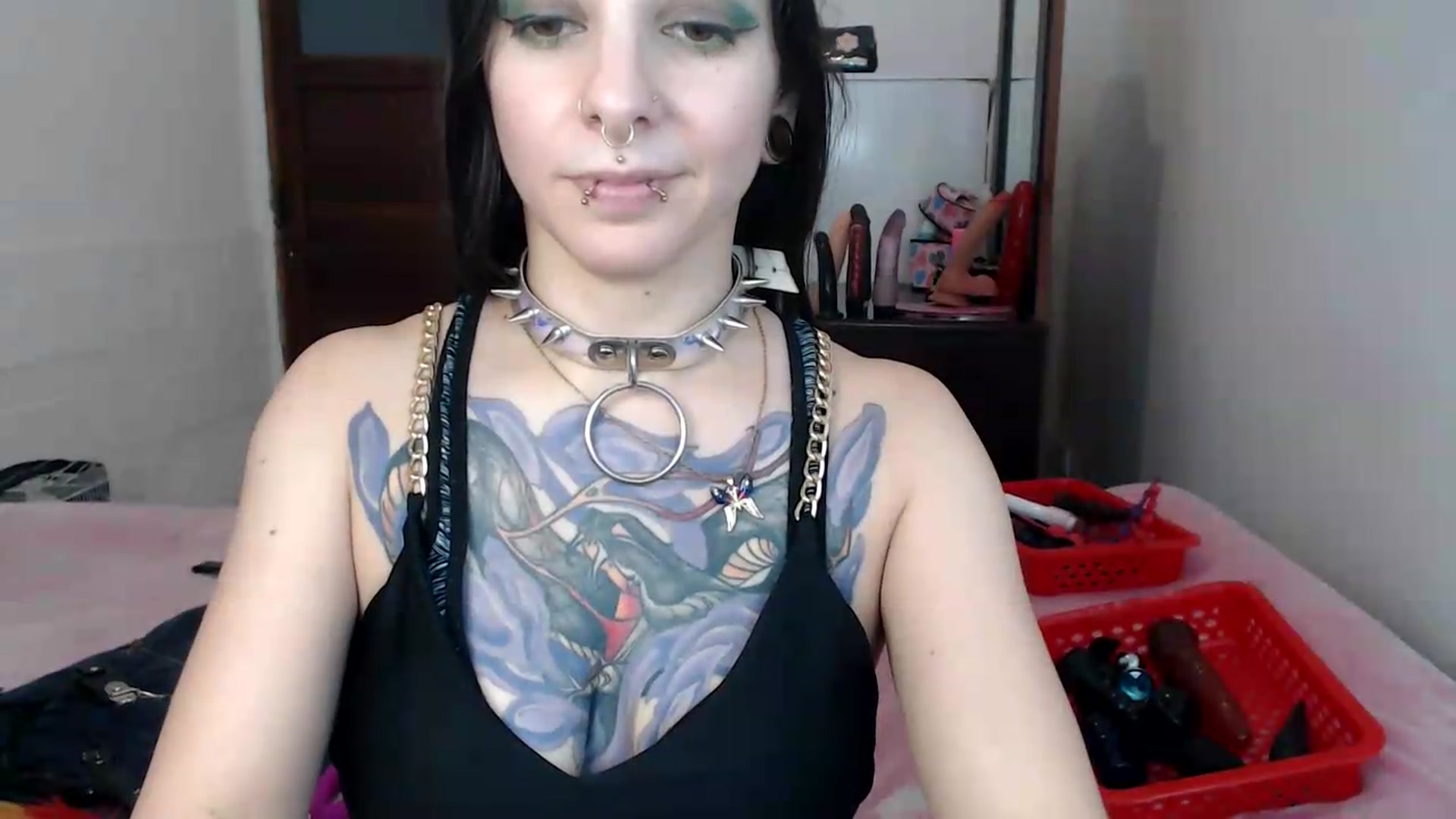 Gallery image thumbnail from BabydollLucy's myfreecams stream on, 06/04/2026, 17:28 image 5 of 20