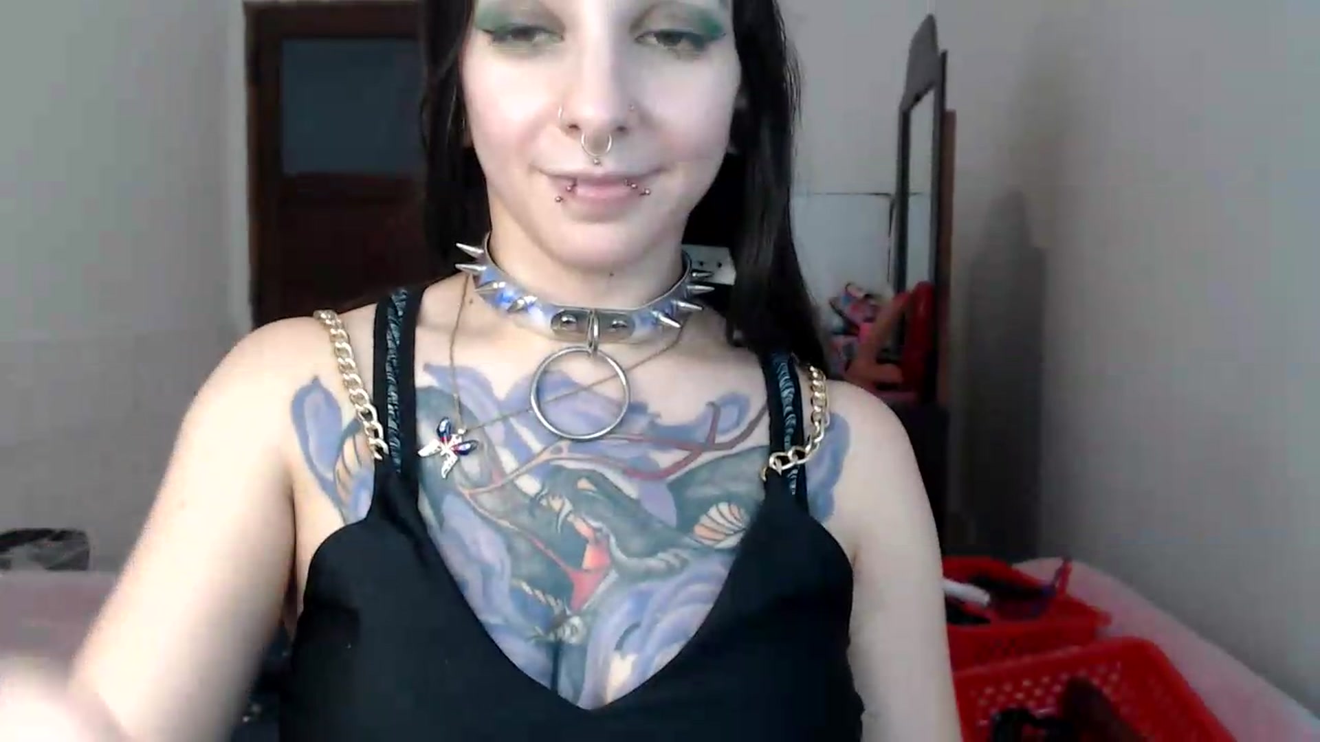 Gallery image thumbnail from BabydollLucy's myfreecams stream on, 06/04/2026, 17:28 image 16 of 20