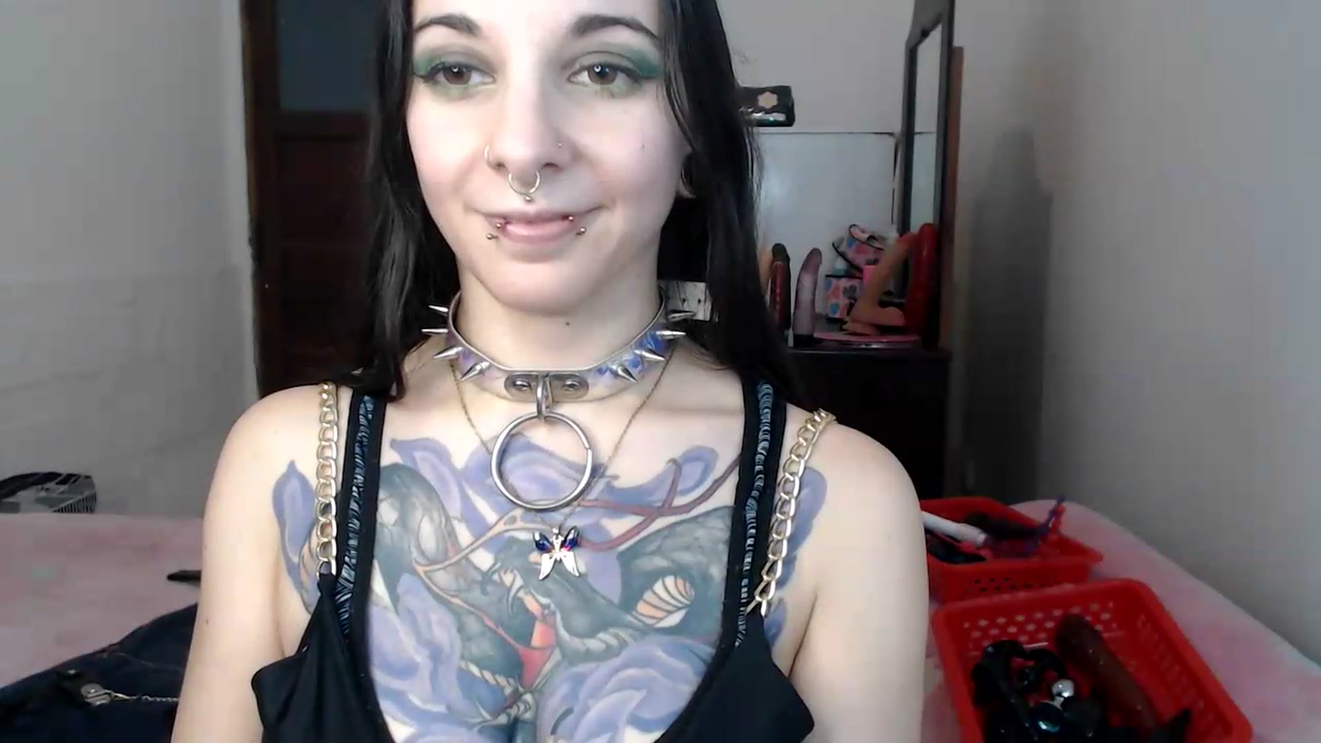 Gallery image thumbnail from BabydollLucy's myfreecams stream on, 06/04/2026, 17:28 image 13 of 20