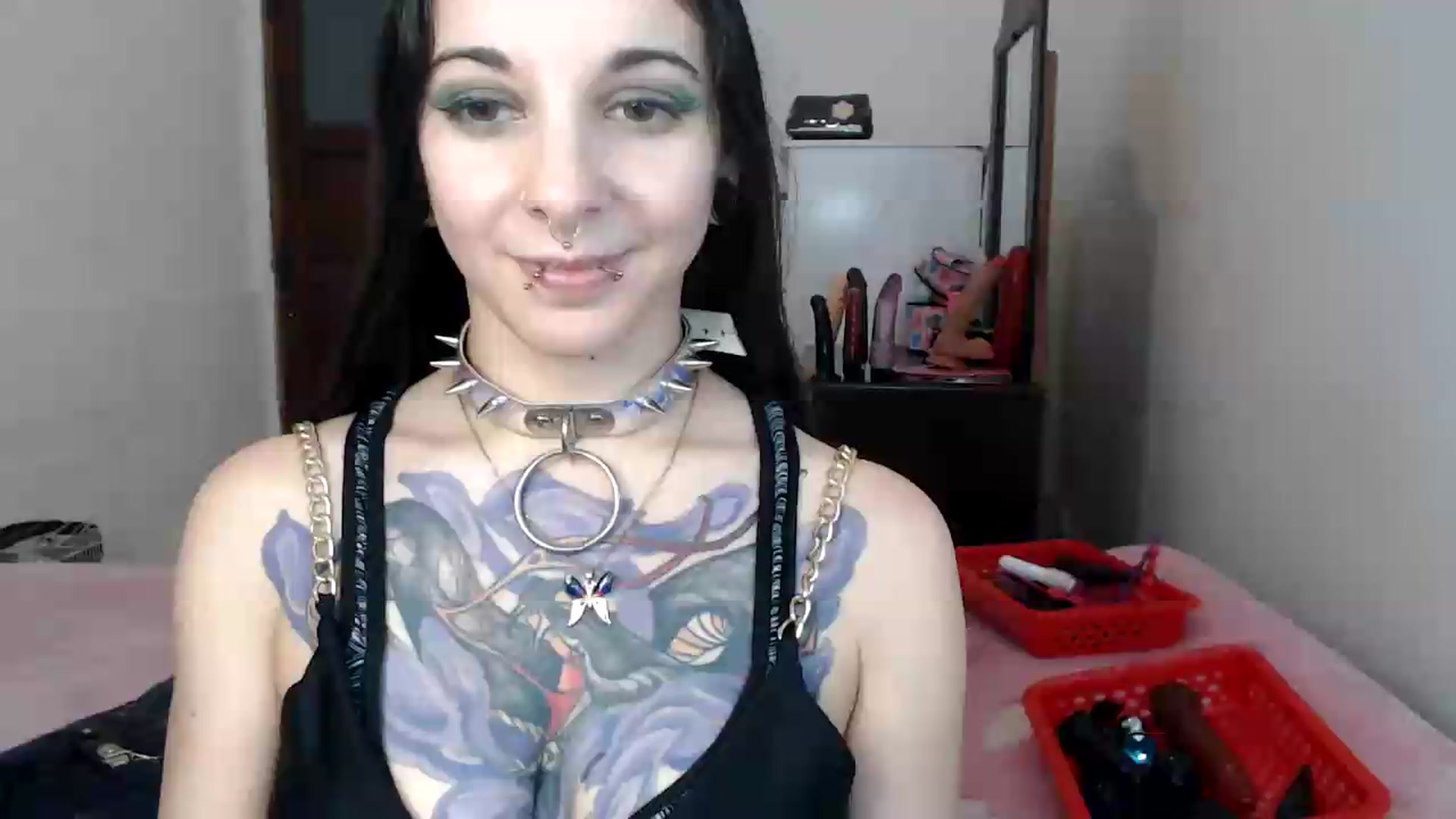 Gallery image thumbnail from BabydollLucy's myfreecams stream on, 06/04/2026, 17:28 image 2 of 20