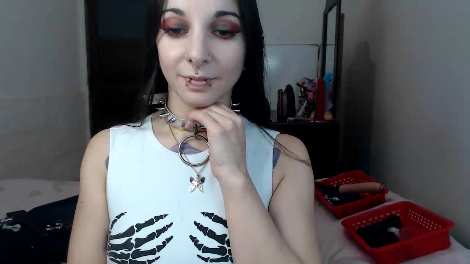 Gallery image thumbnail from BabydollLucy's myfreecams stream on, 06/10/2026, 19:22 image 13 of 20