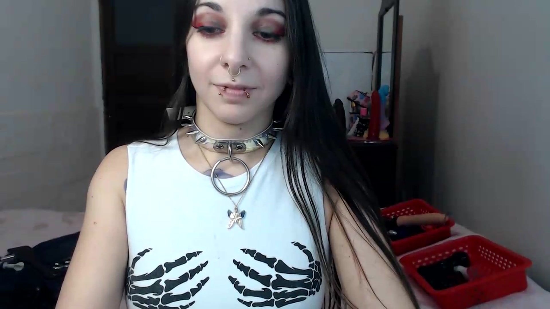 Gallery image thumbnail from BabydollLucy's myfreecams stream on, 06/10/2026, 19:22 image 12 of 20