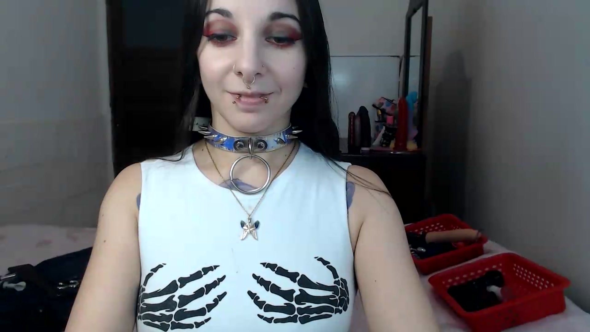 Gallery image thumbnail from BabydollLucy's myfreecams stream on, 06/10/2026, 19:22 image 18 of 20