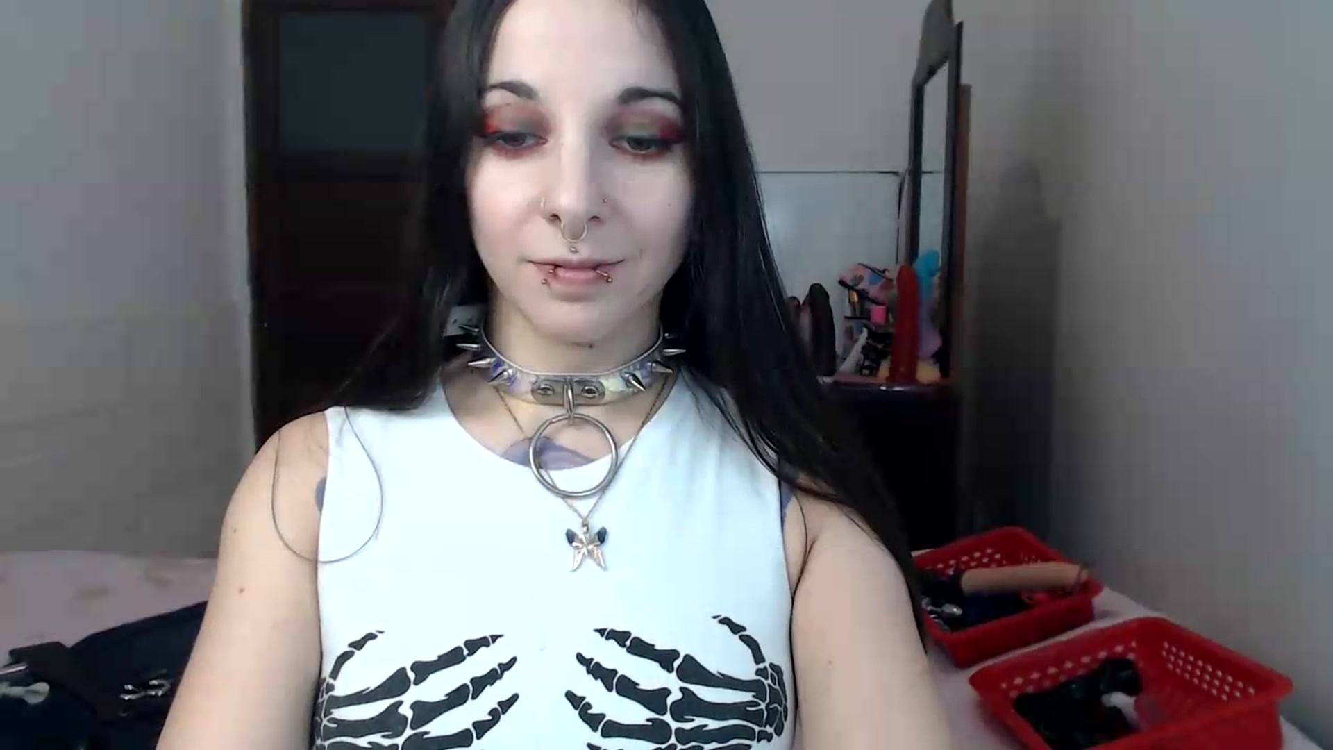 Gallery image thumbnail from BabydollLucy's myfreecams stream on, 06/10/2026, 19:22 image 8 of 20