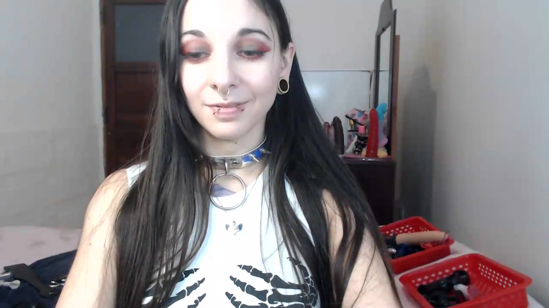 Gallery image thumbnail from BabydollLucy's myfreecams stream on, 06/10/2026, 19:22 image 7 of 20