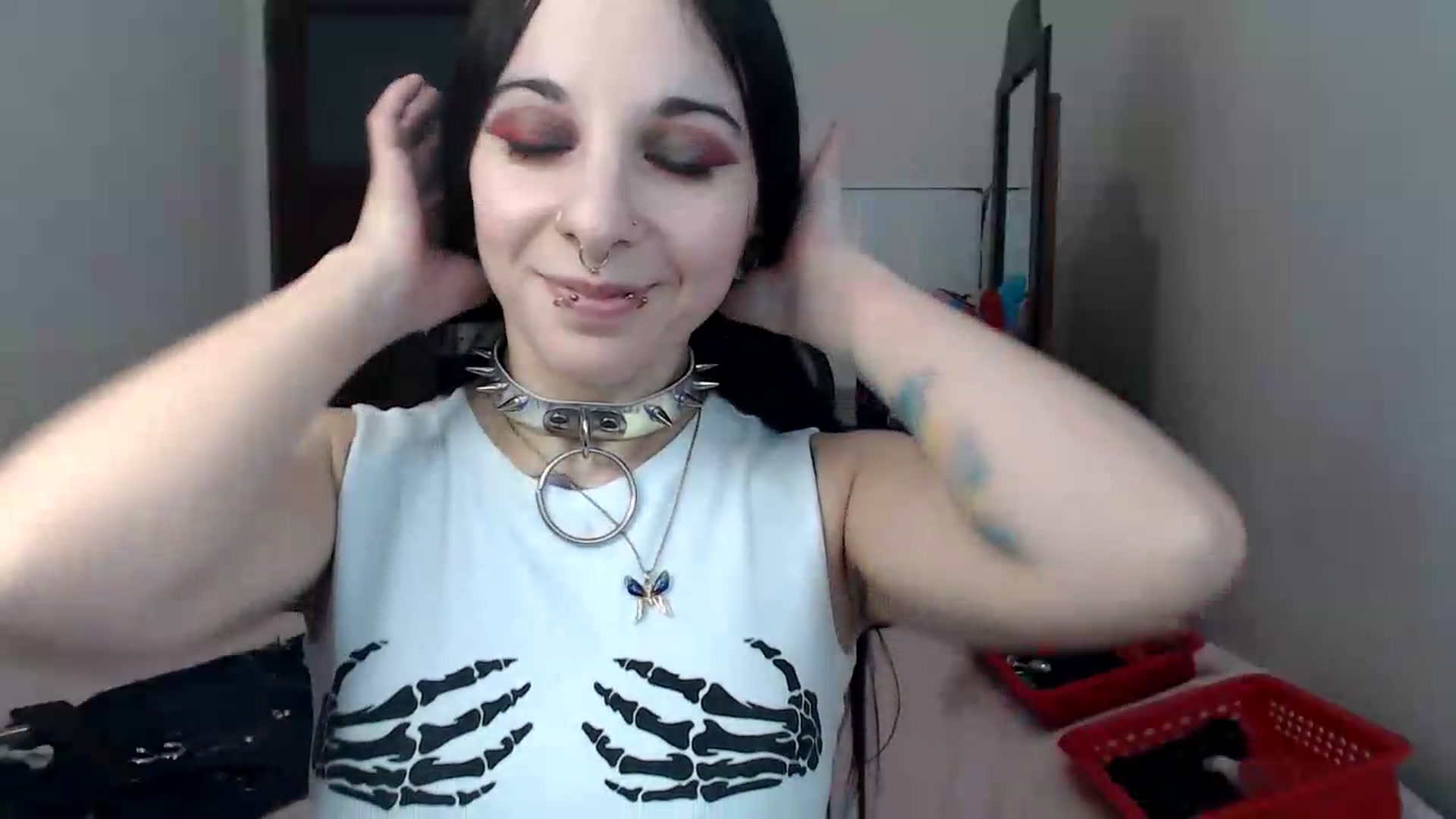 Gallery image thumbnail from BabydollLucy's myfreecams stream on, 06/10/2026, 19:22 image 4 of 20