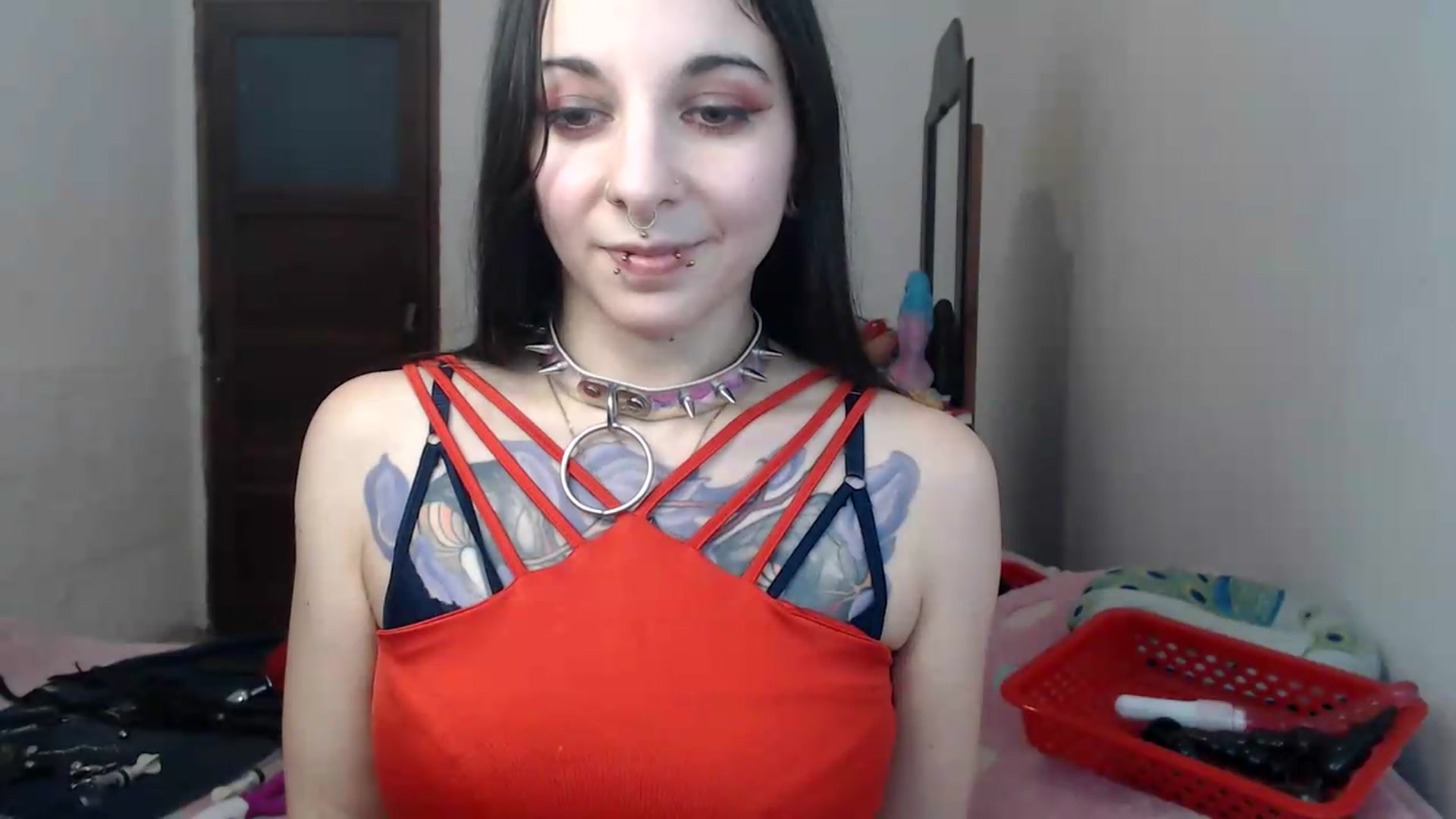 Gallery image thumbnail from BabydollLucy's myfreecams stream on, 06/18/2026, 21:02 image 15 of 20