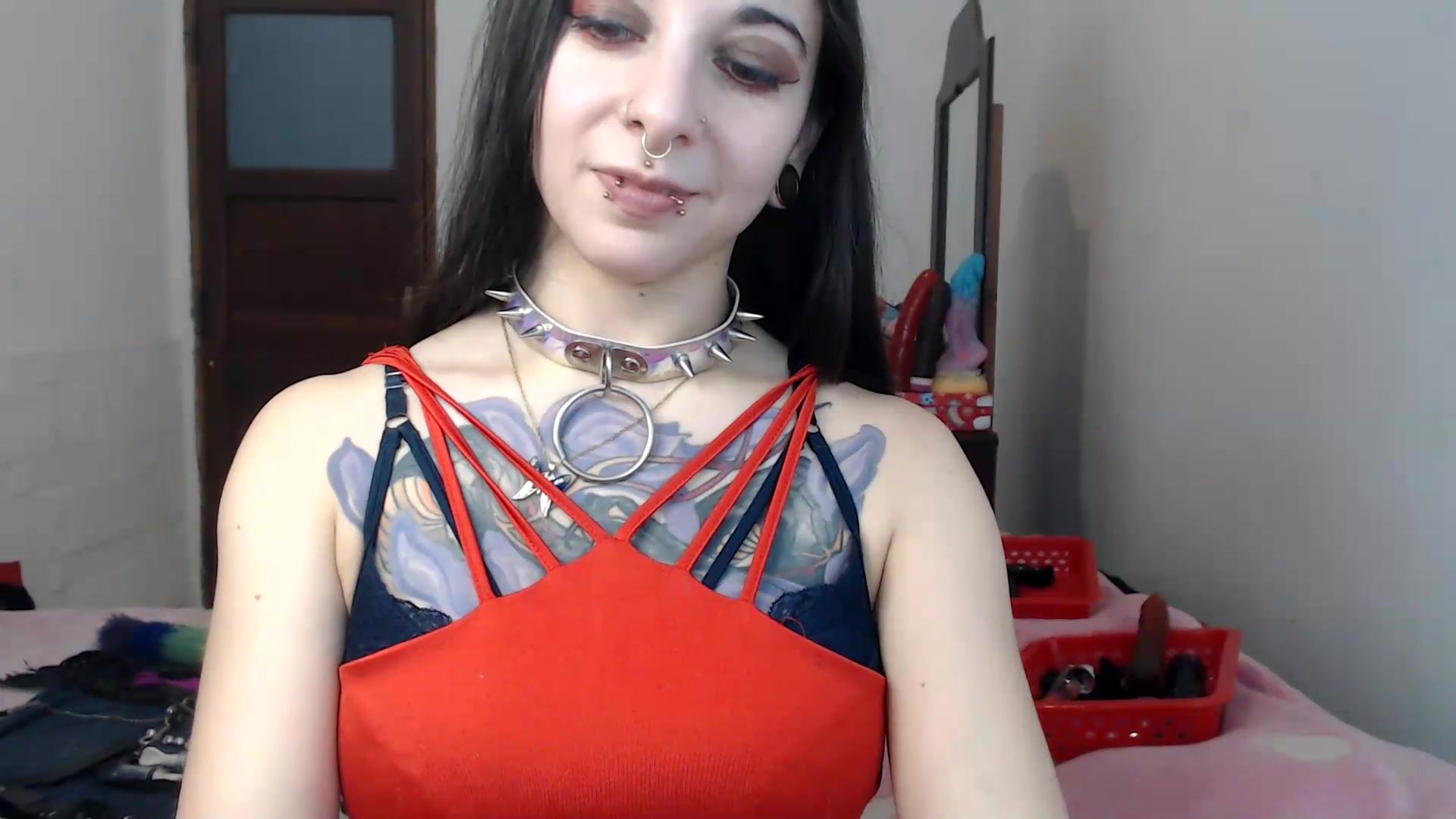 Gallery image thumbnail from BabydollLucy's myfreecams stream on, 06/19/2026, 13:07 image 10 of 20