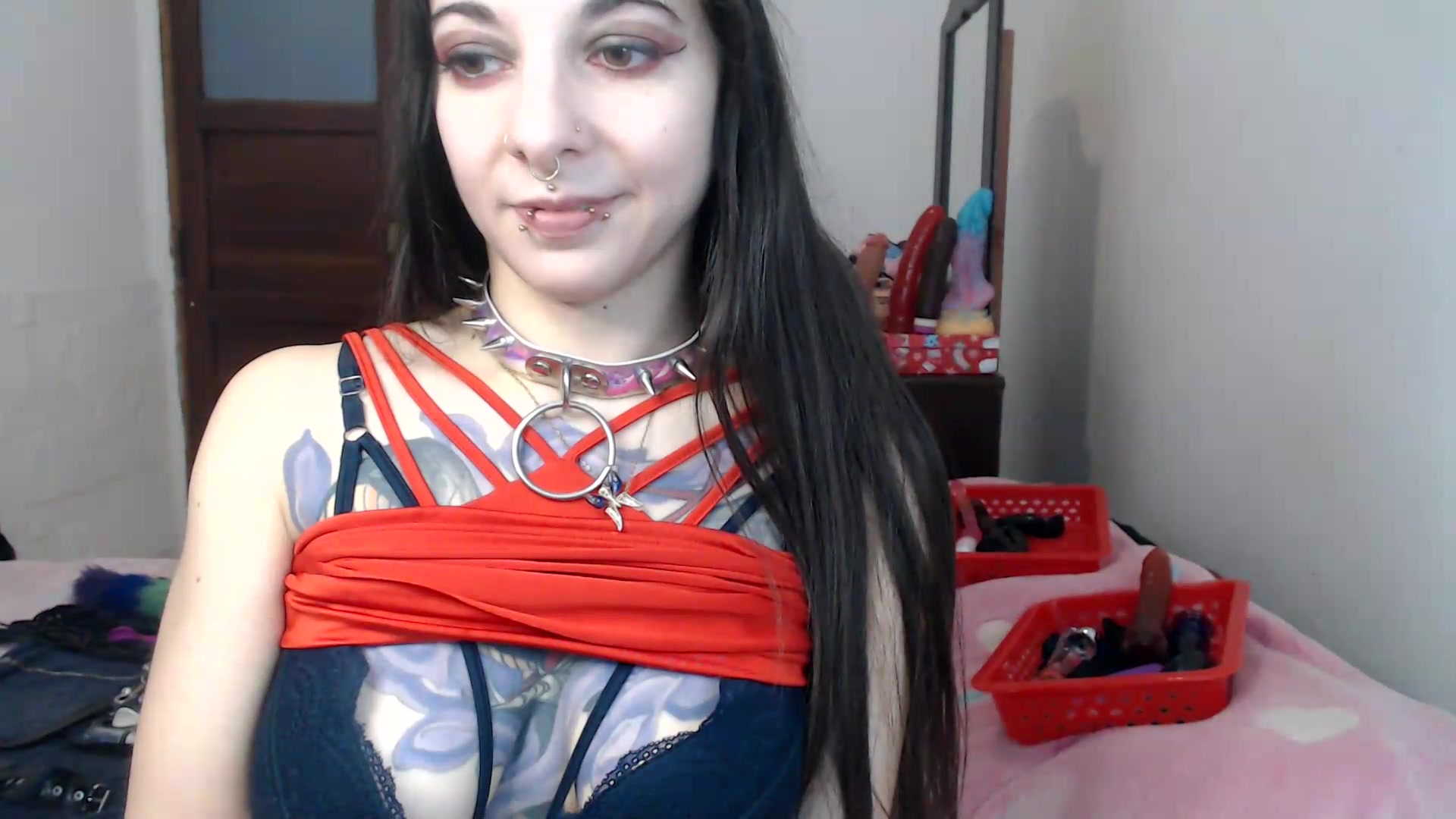 Gallery image thumbnail from BabydollLucy's myfreecams stream on, 06/19/2026, 13:07 image 17 of 20