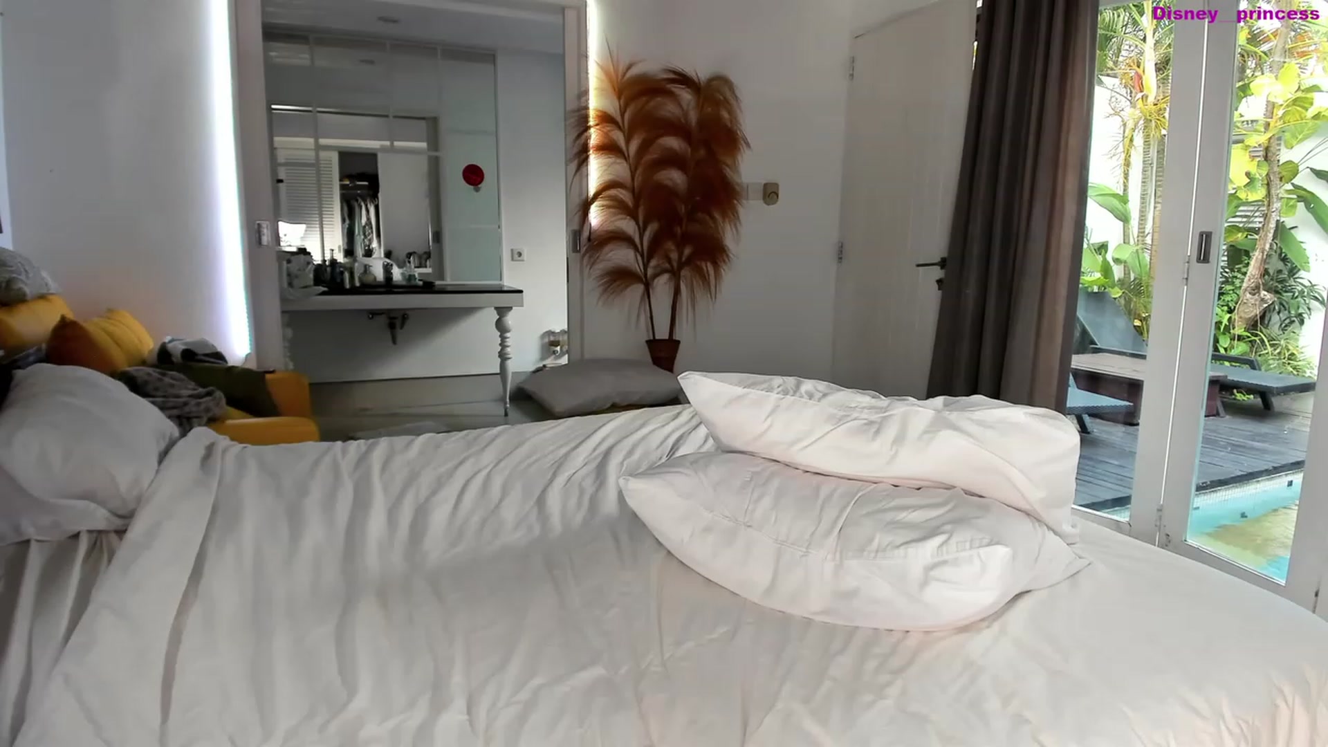 Gallery image thumbnail from Babydollsxxx's myfreecams stream on, 03/19/2023, 10:48 image 12 of 20