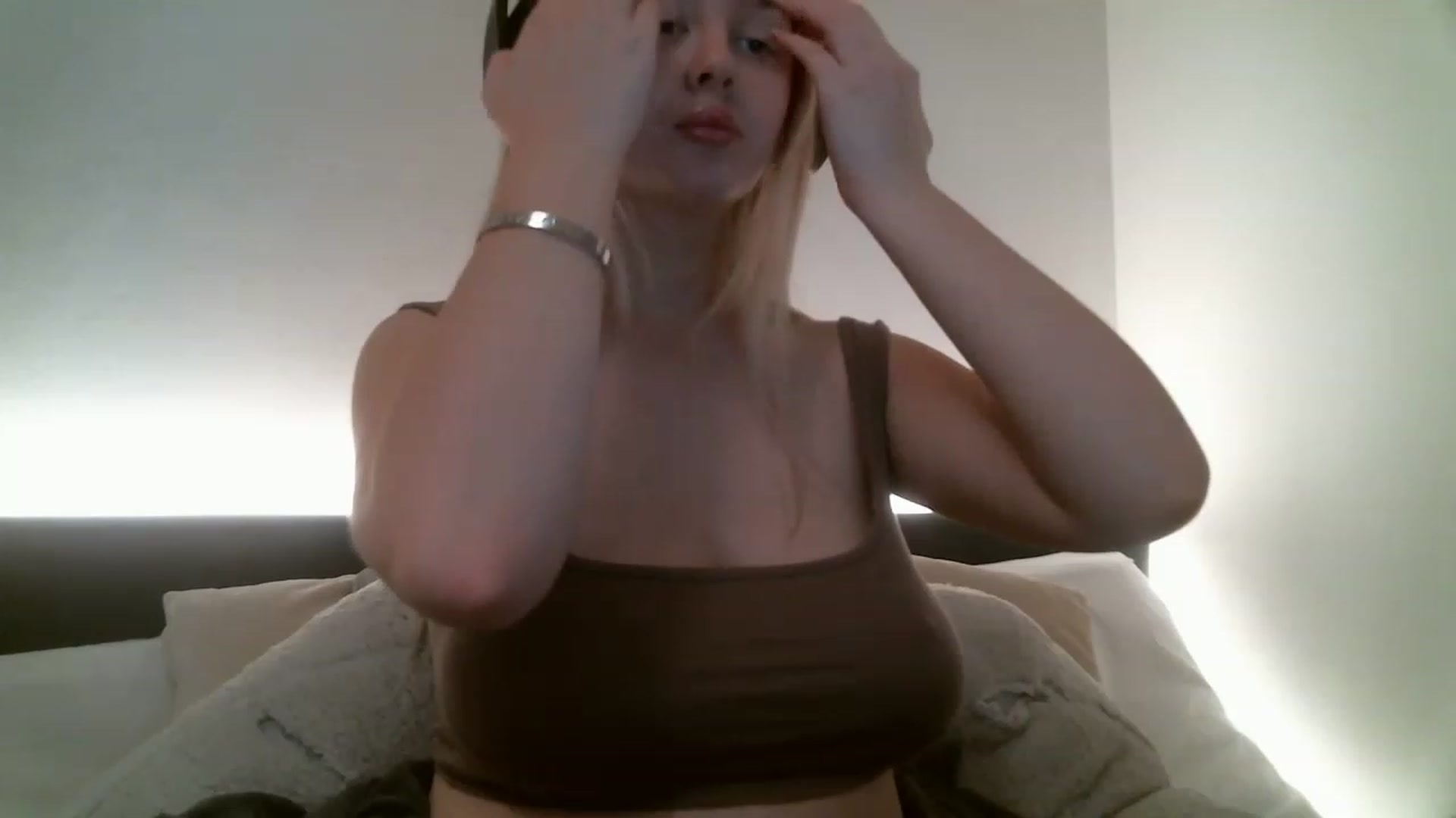 Gallery image thumbnail from Babydollxxxx2's myfreecams stream on, 01/12/2023, 20:36 image 5 of 20
