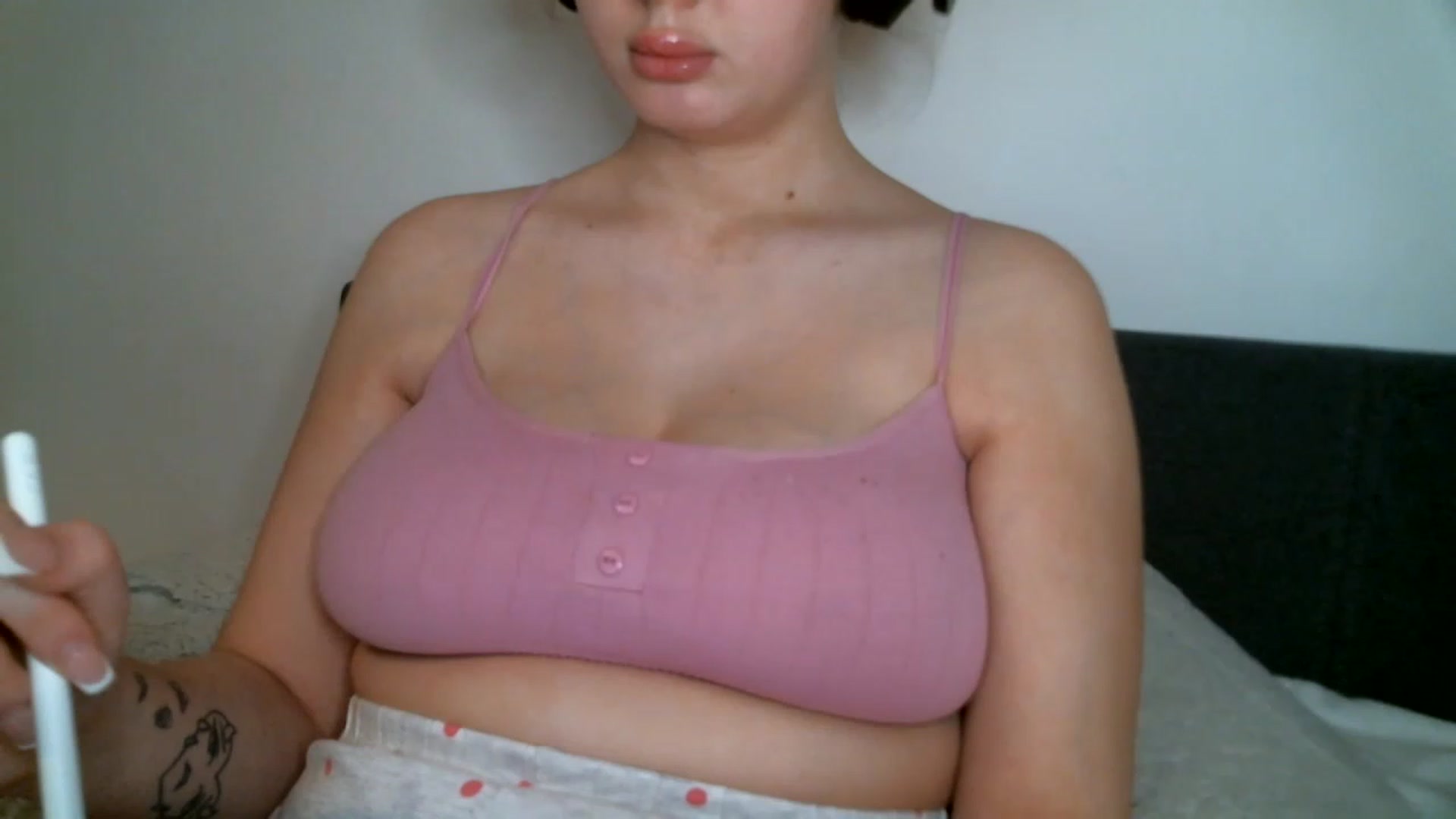 Gallery image thumbnail from Babydollxxxx2's myfreecams stream on, 01/17/2023, 22:29 image 11 of 20