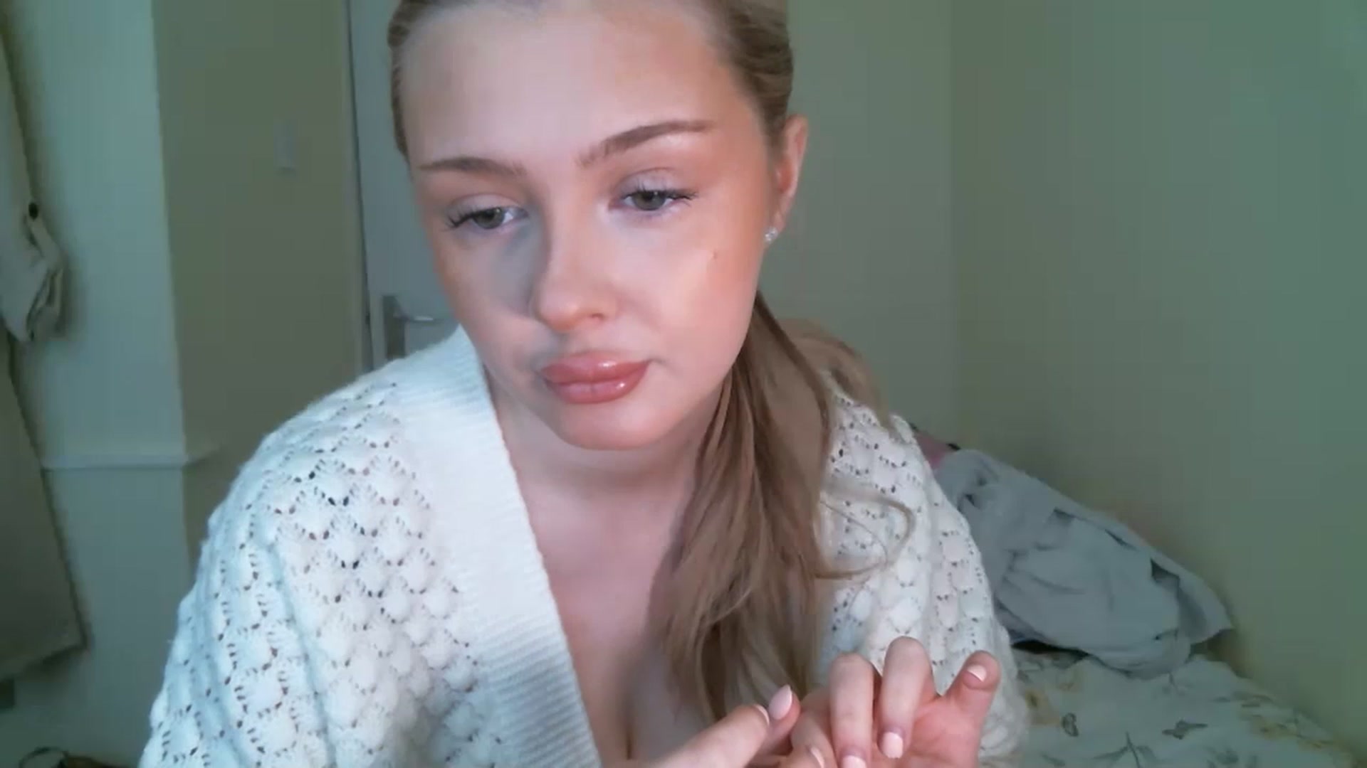 Gallery image thumbnail from Babydollxxxx2's myfreecams stream on, 04/03/2023, 11:25 image 19 of 20