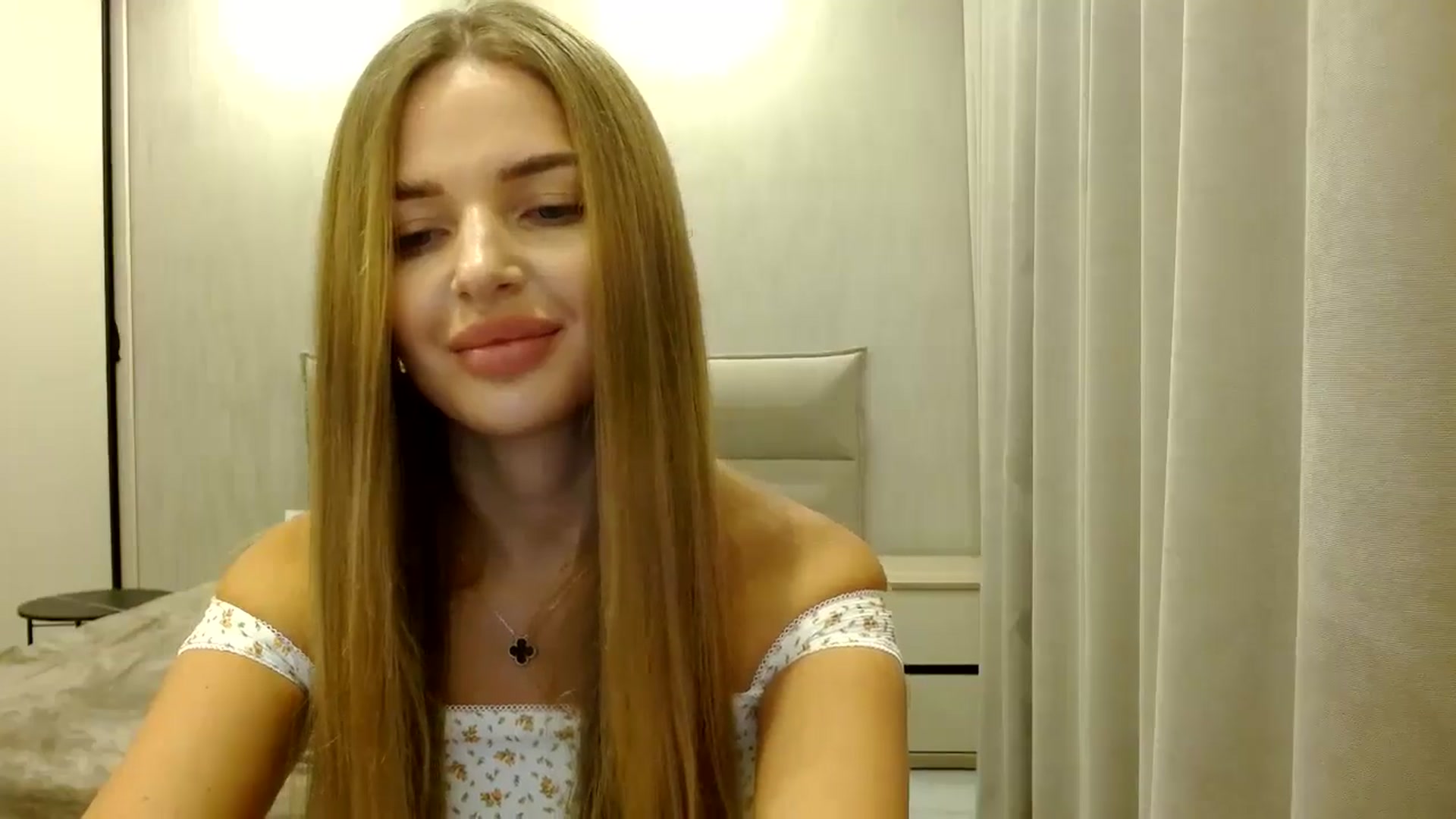 Gallery image thumbnail from Babyface111's myfreecams stream on, 10/26/2024, 24:00 image 18 of 20