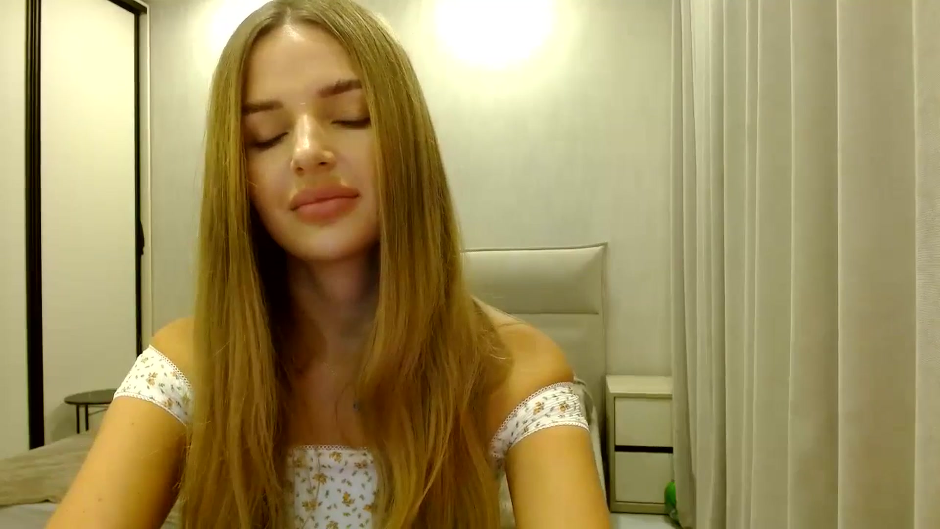 Gallery image thumbnail from Babyface111's myfreecams stream on, 10/26/2024, 23:53 image 19 of 20