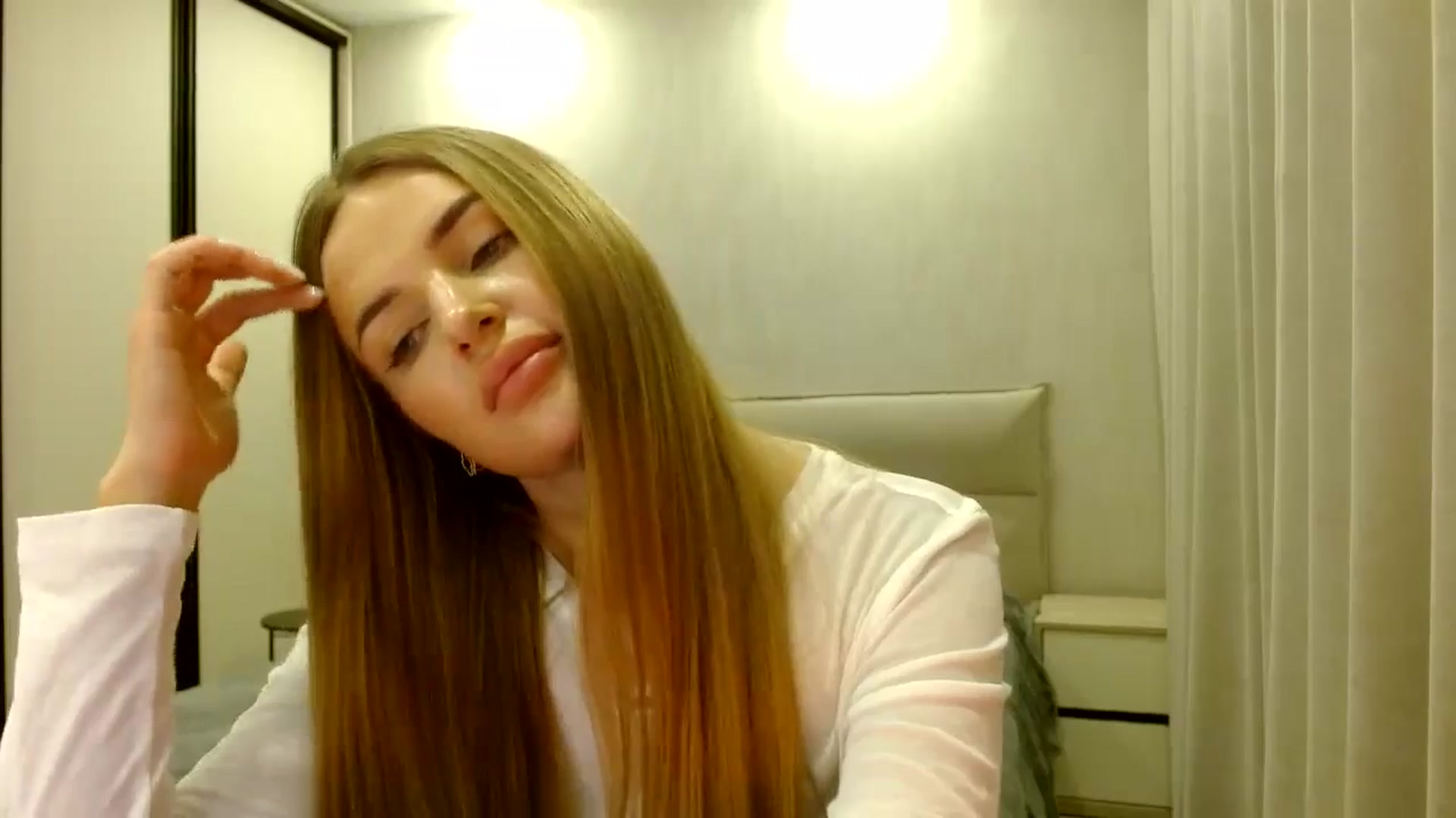 Gallery image thumbnail from Babyface111's myfreecams stream on, 11/15/2024, 01:08 image 17 of 20