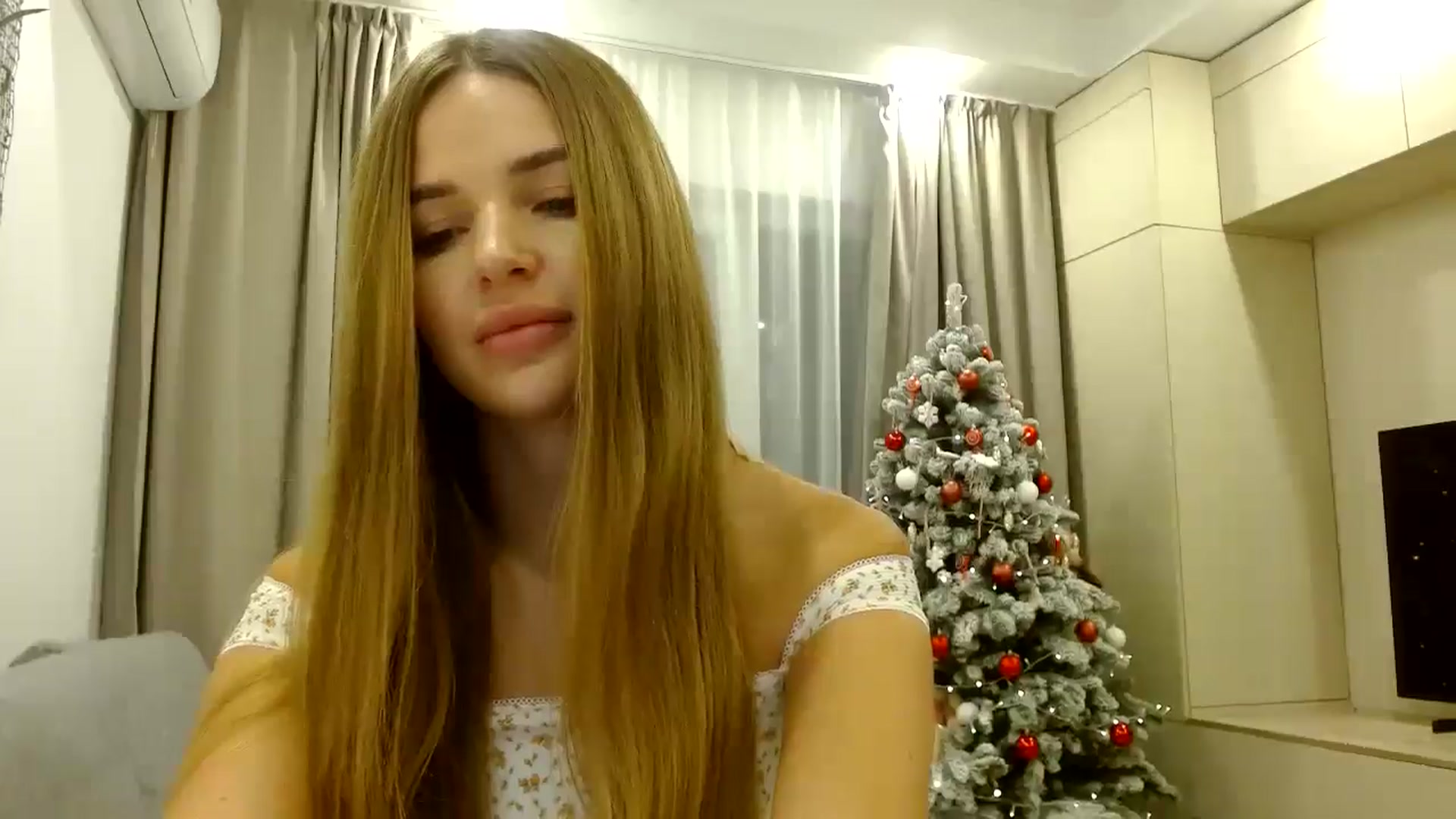 Gallery image thumbnail from Babyface111's myfreecams stream on, 12/11/2024, 23:07 image 18 of 20