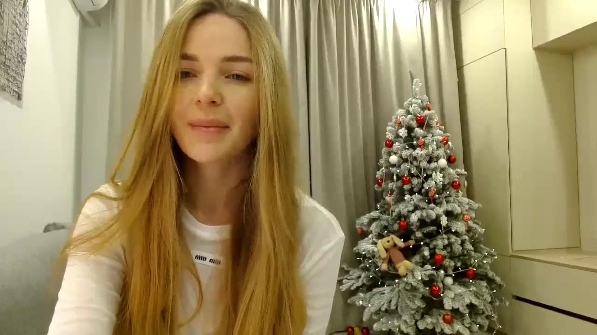 Gallery image thumbnail from Babyface111's myfreecams stream on, 12/17/2024, 22:40 image 2 of 20