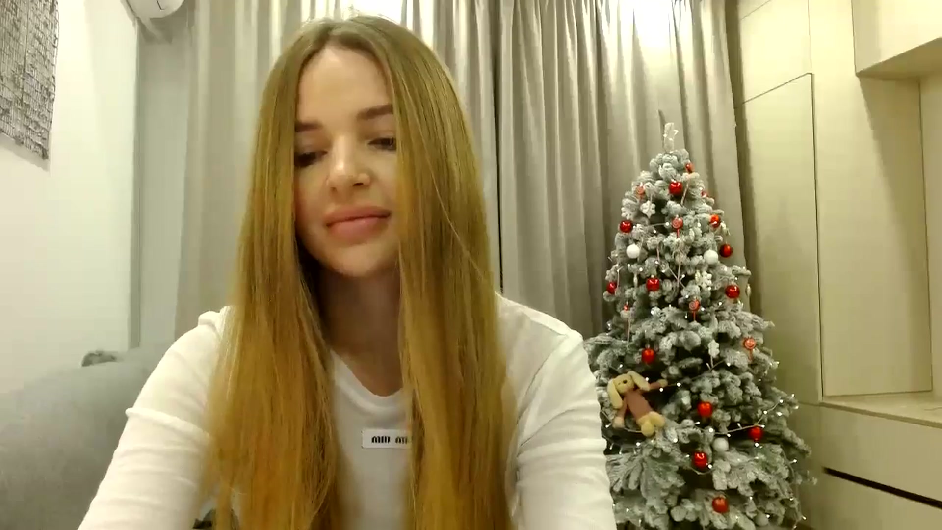 Gallery image thumbnail from Babyface111's myfreecams stream on, 12/17/2024, 22:40 image 12 of 20