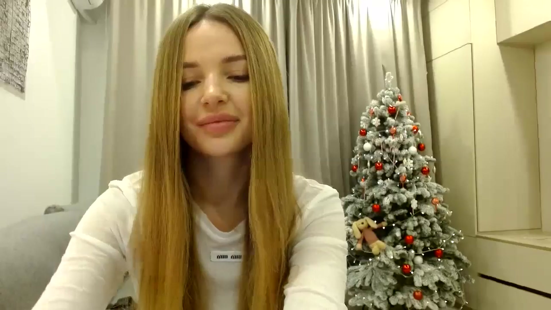 Gallery image thumbnail from Babyface111's myfreecams stream on, 12/17/2024, 22:40 image 18 of 20