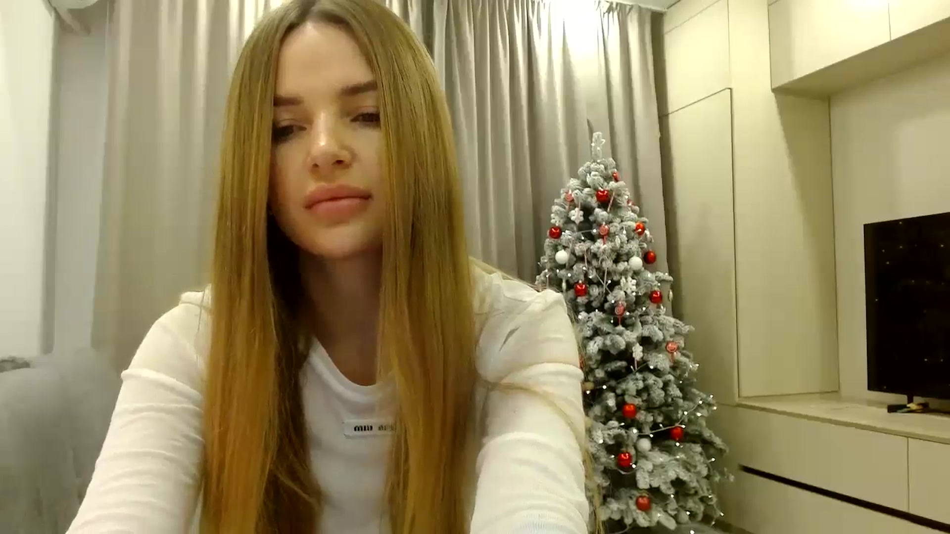 Gallery image thumbnail from Babyface111's myfreecams stream on, 12/17/2024, 23:02 image 7 of 20