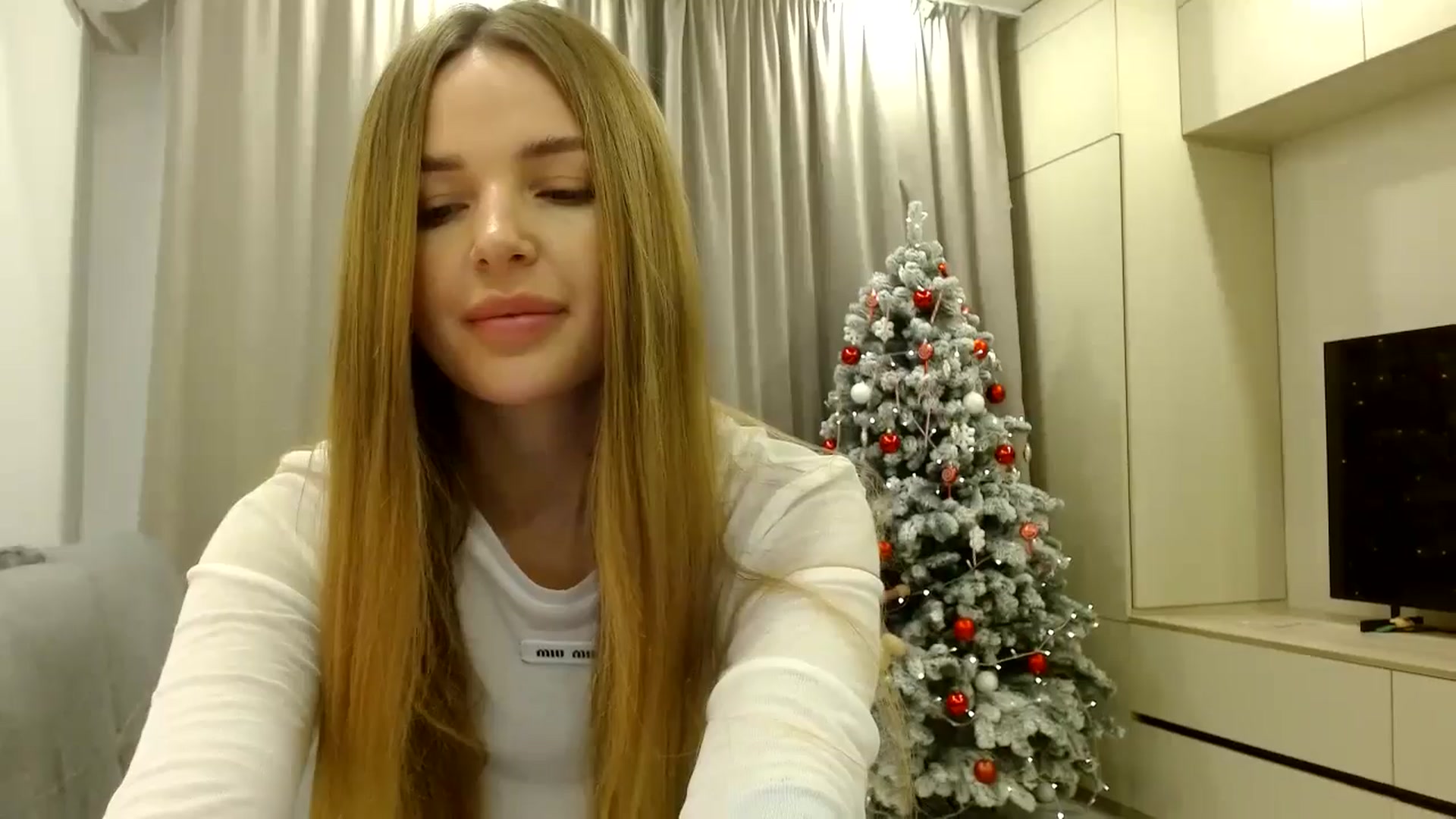 Gallery image thumbnail from Babyface111's myfreecams stream on, 12/17/2024, 23:02 image 5 of 20