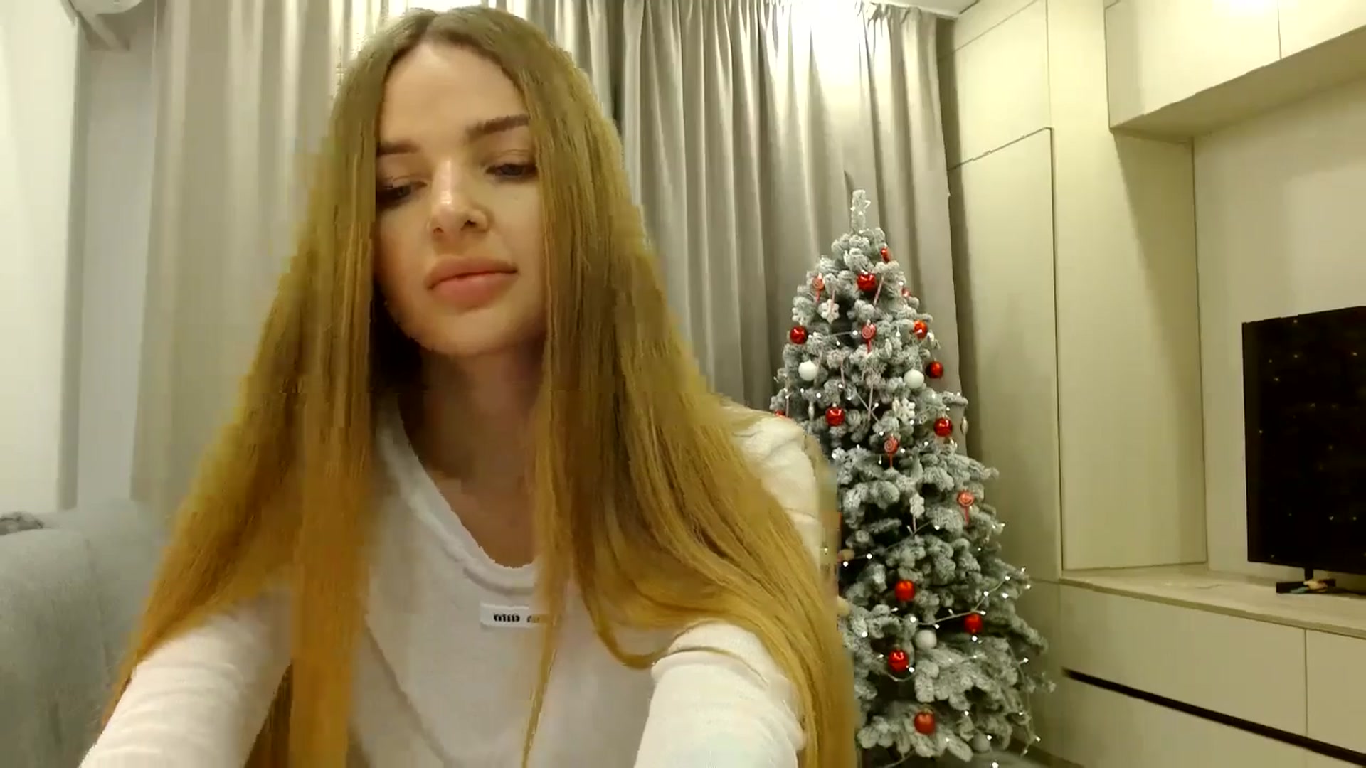 Gallery image thumbnail from Babyface111's myfreecams stream on, 12/17/2024, 23:02 image 15 of 20
