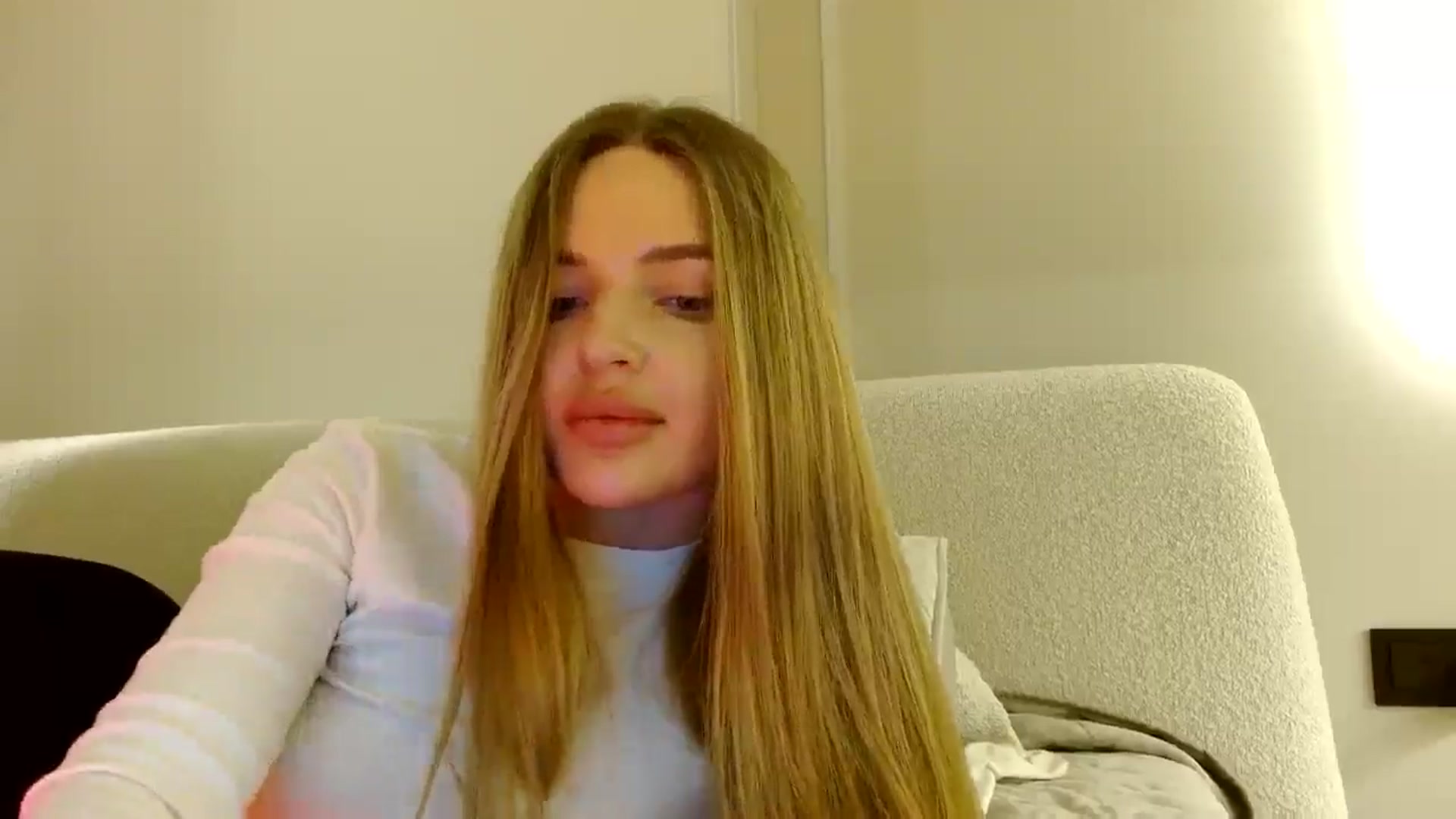 Gallery image thumbnail from Babyface111's myfreecams stream on, 03/10/2025, 21:49 image 9 of 20