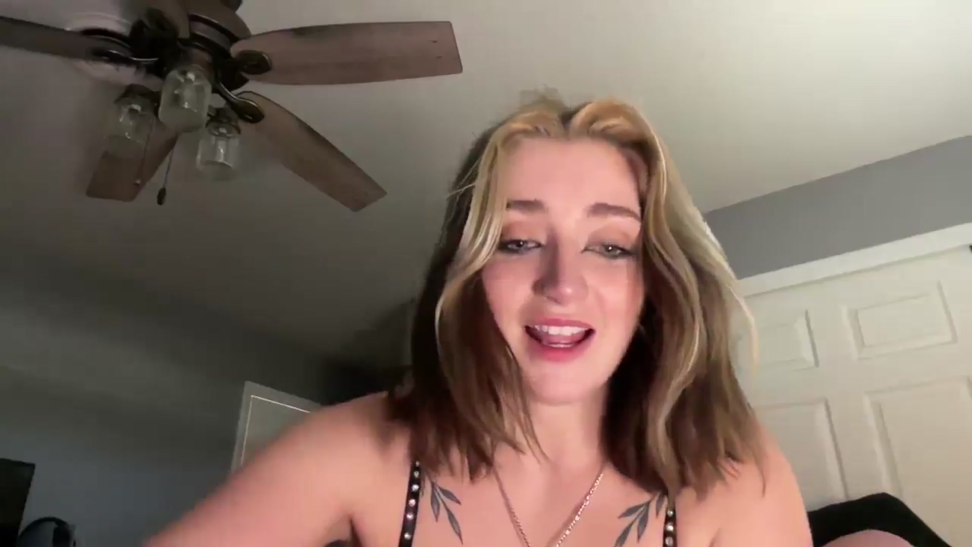 Gallery image thumbnail from Babygrl18's myfreecams stream on, 12/23/2025, 13:26 image 4 of 20