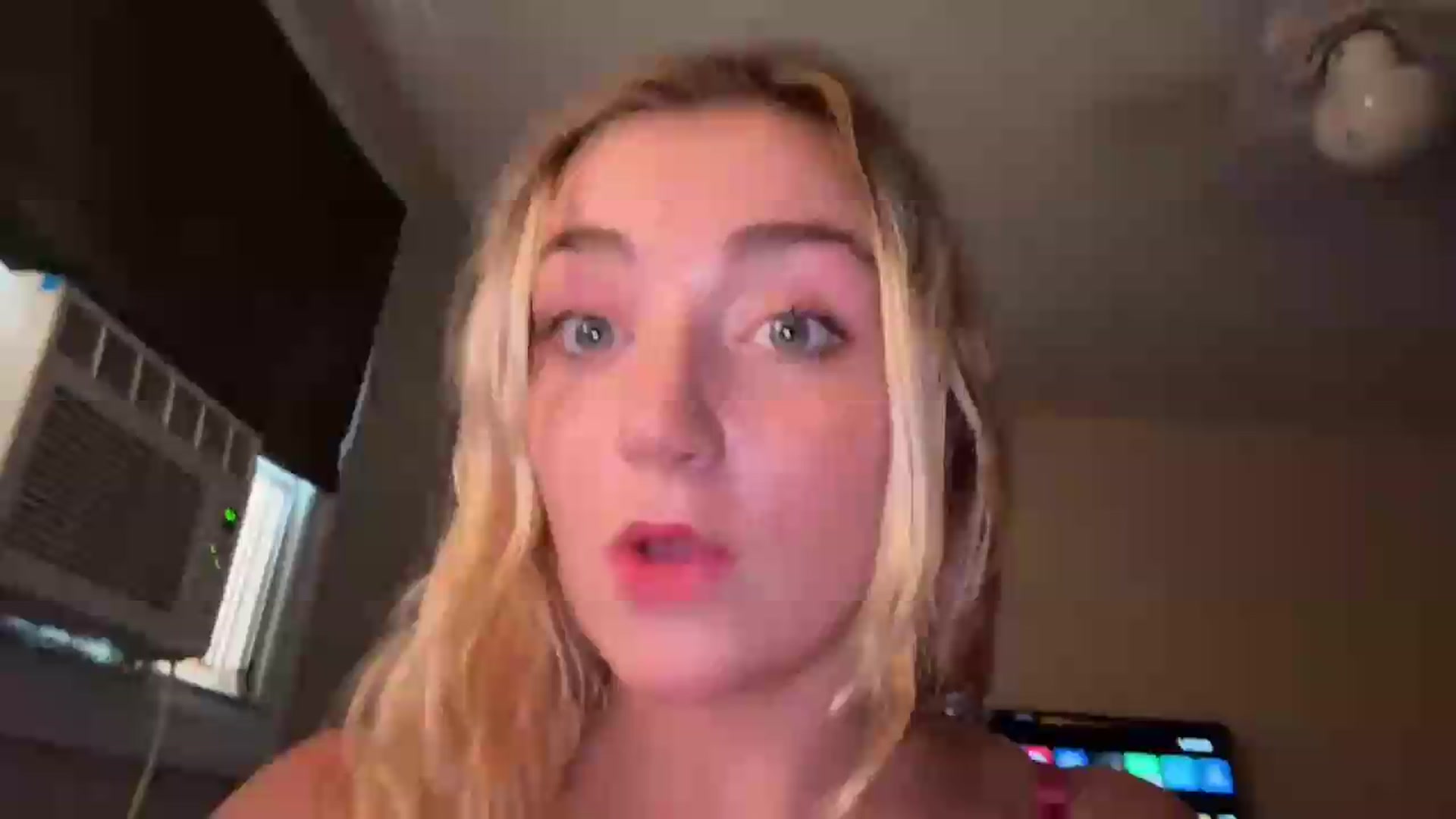 Gallery image thumbnail from Babygrl18's myfreecams stream on, 09/07/2026, 13:08 image 1 of 20