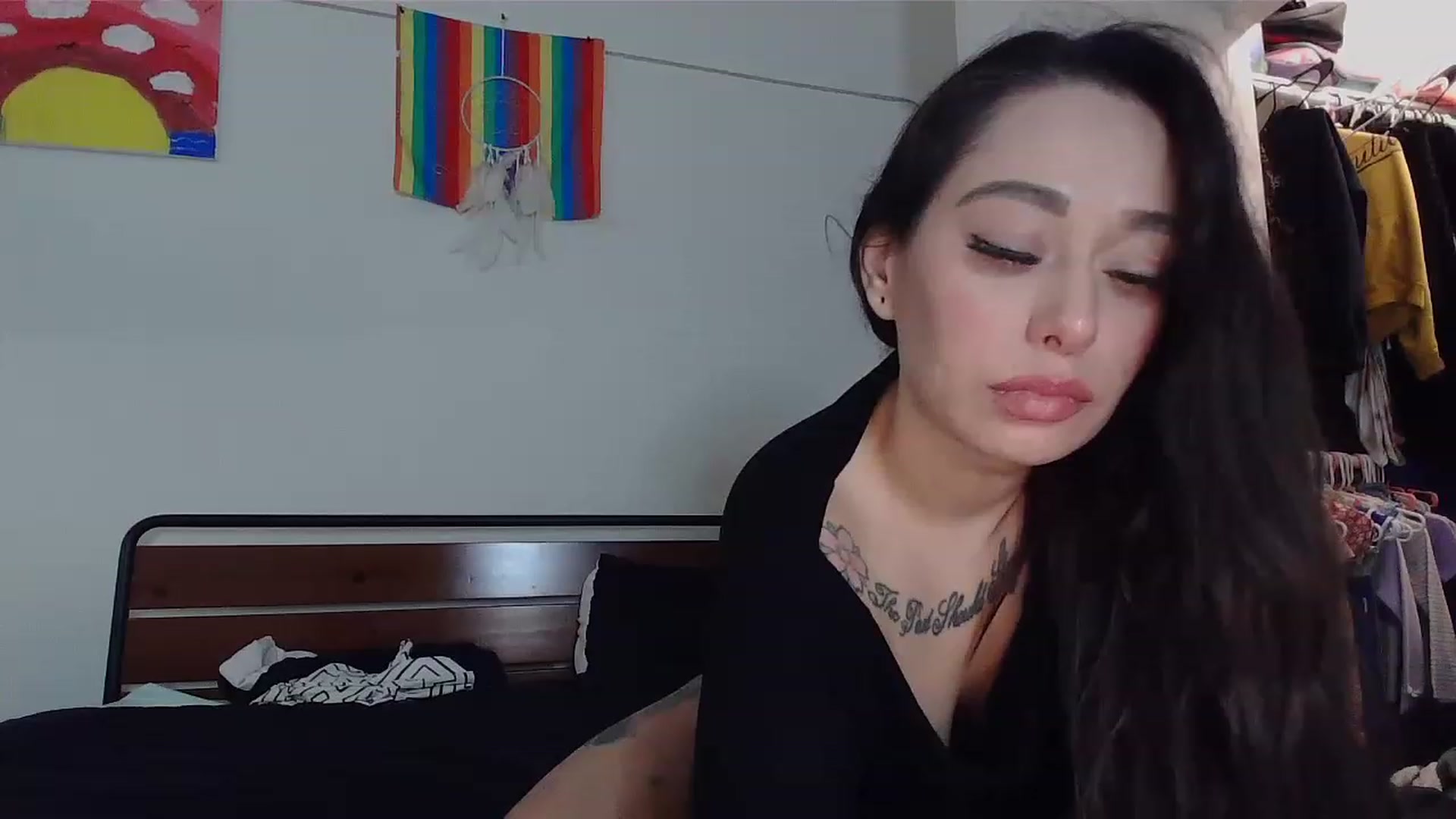 Gallery image thumbnail from Babyjade32's myfreecams stream on, 01/01/2023, 20:19 image 5 of 20