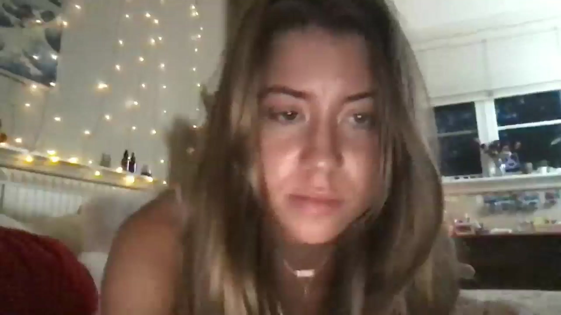 Gallery image thumbnail from Babykelly01's myfreecams stream on, 08/28/2024, 24:27 image 7 of 20