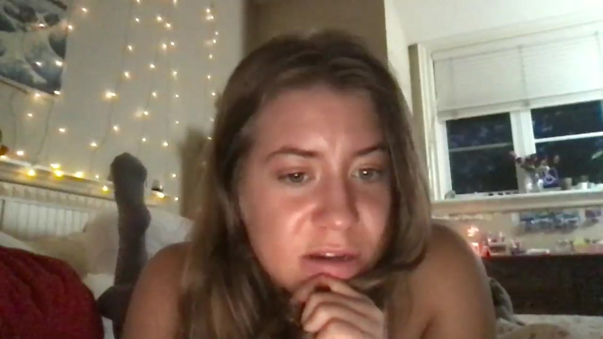 Gallery image thumbnail from Babykelly01's myfreecams stream on, 08/28/2024, 24:27 image 10 of 20