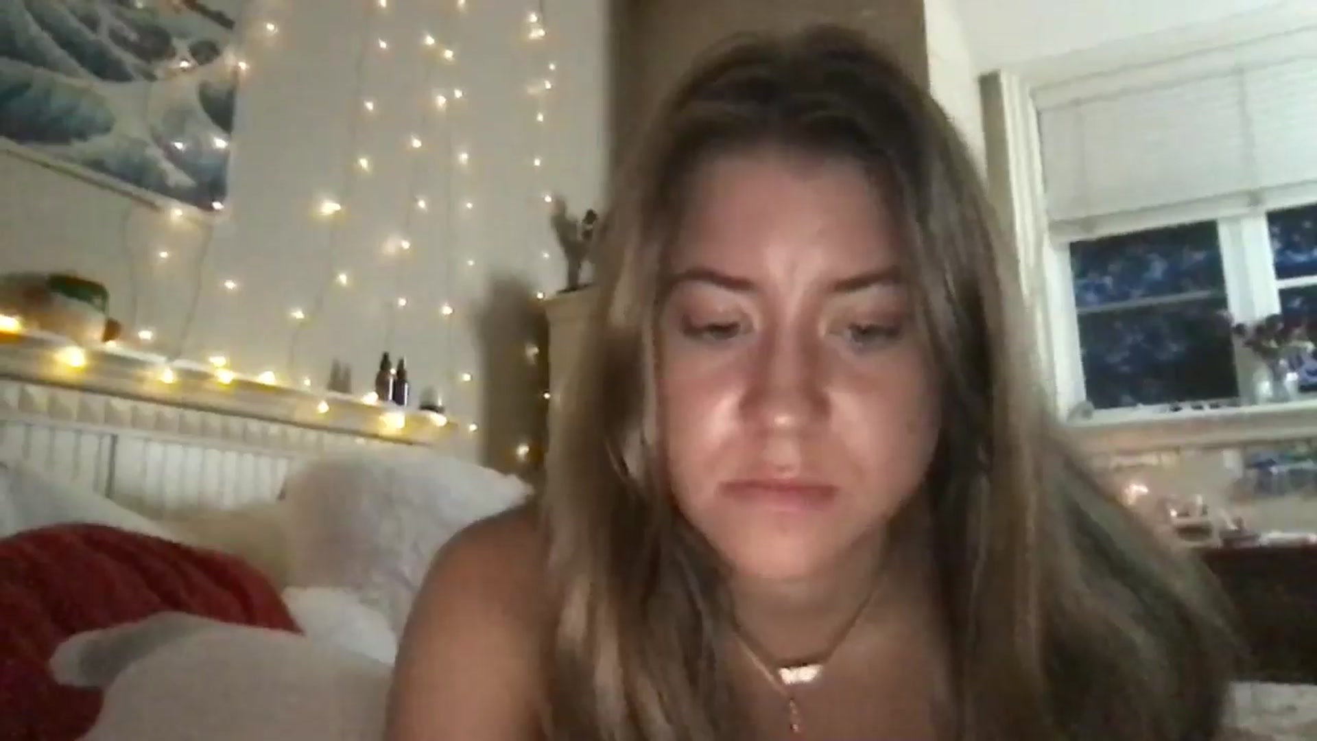 Gallery image thumbnail from Babykelly01's myfreecams stream on, 08/28/2024, 24:27 image 3 of 20