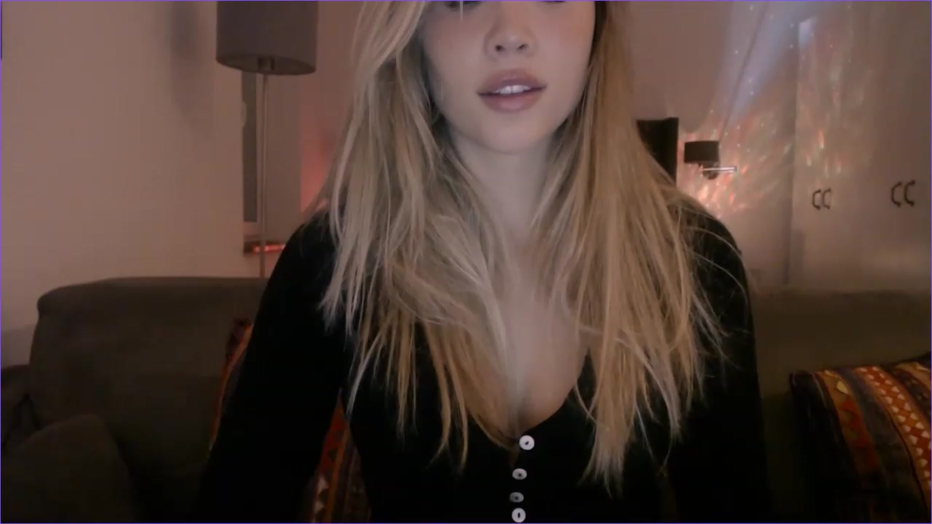 Gallery image thumbnail from Babyoda33's myfreecams stream on, 11/25/2022, 20:16 image 9 of 20