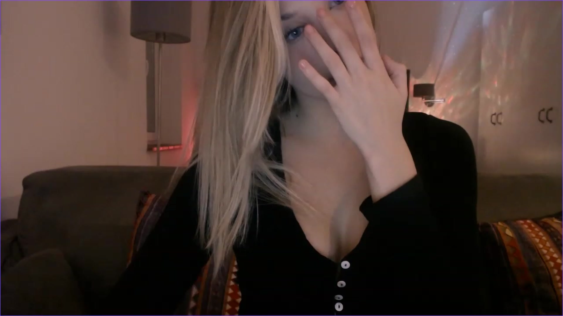 Gallery image thumbnail from Babyoda33's myfreecams stream on, 11/25/2022, 20:16 image 10 of 20