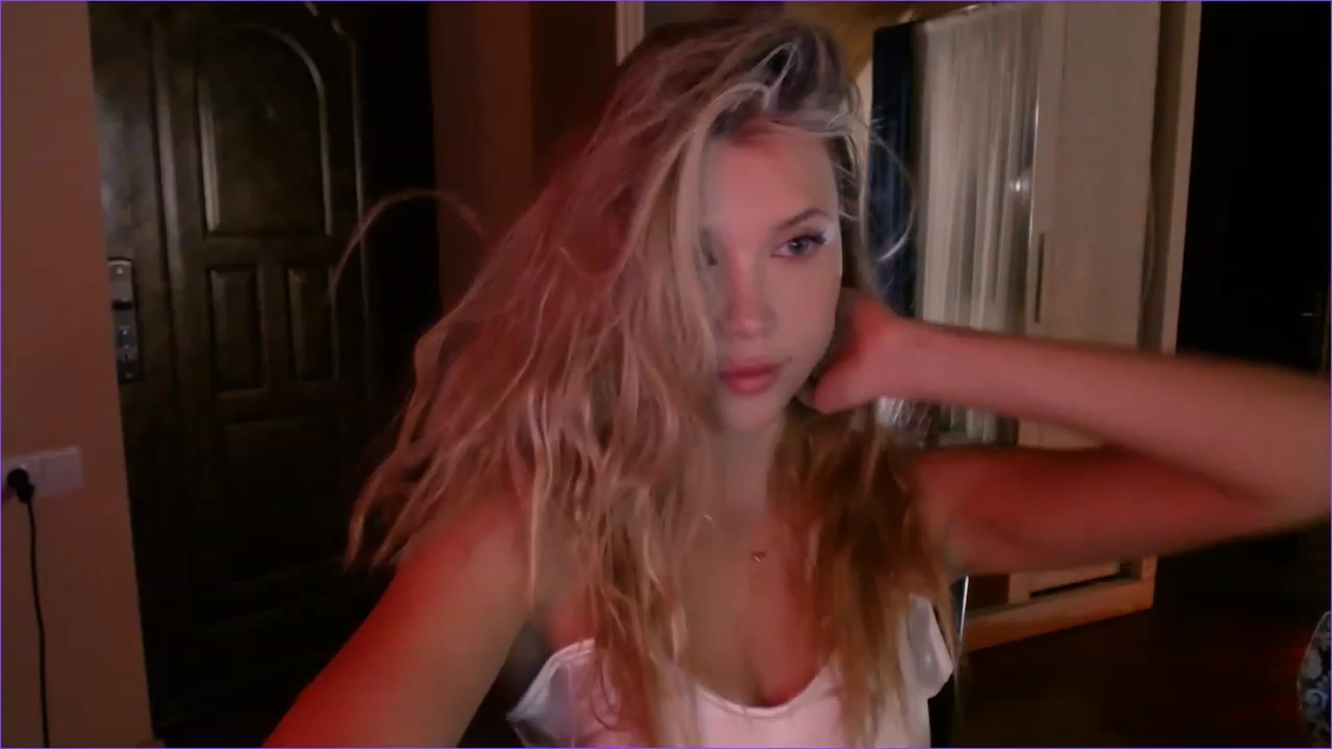 Gallery image thumbnail from Babyoda33's myfreecams stream on, 11/26/2022, 21:07 image 11 of 20