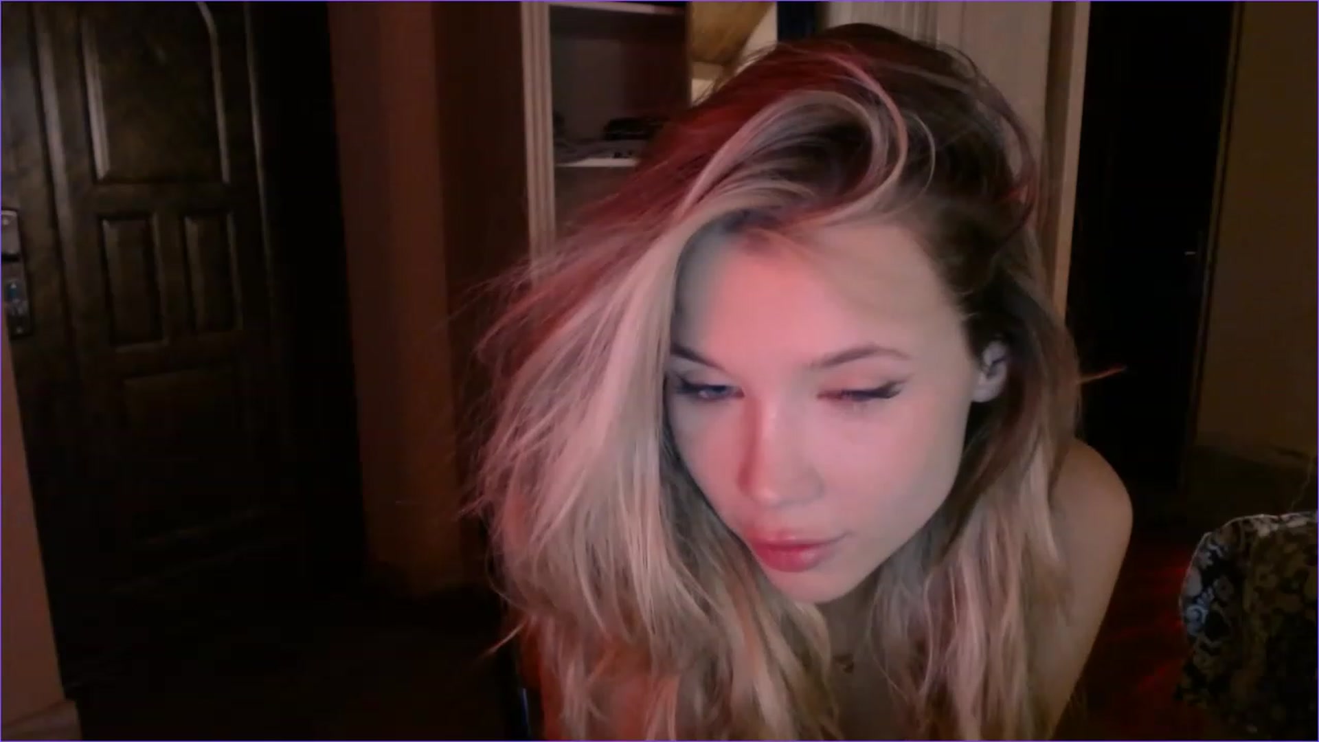 Gallery image thumbnail from Babyoda33's myfreecams stream on, 11/27/2022, 10:21 image 2 of 20