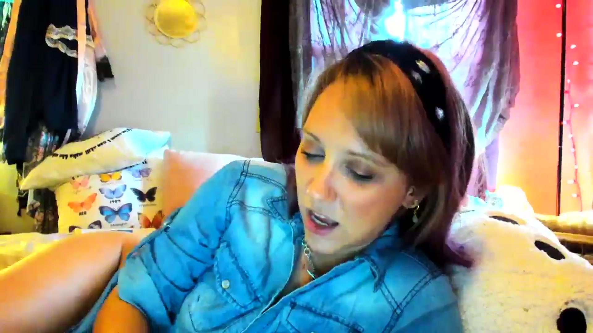 Gallery image thumbnail from Babyspice89's myfreecams stream on, 09/30/2024, 17:59 image 16 of 20