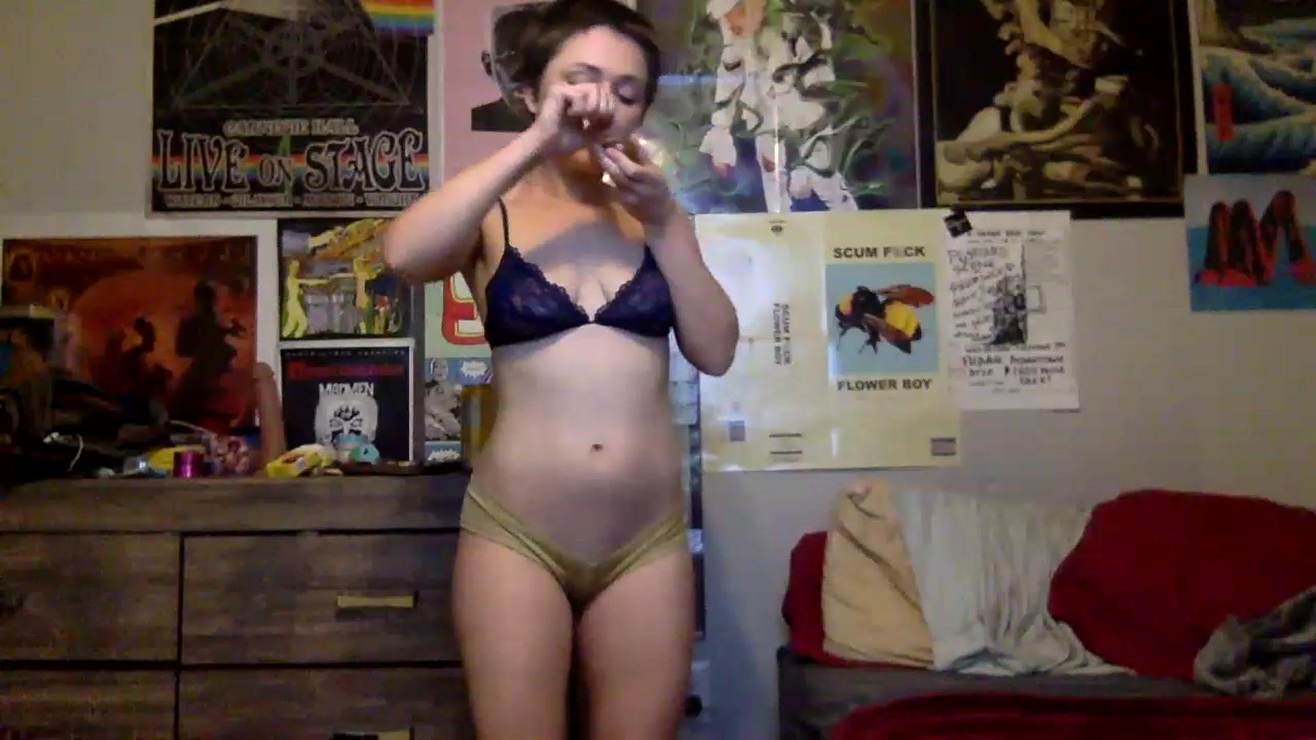 Gallery image thumbnail from Babysprite's myfreecams stream on, 11/21/2022, 07:21 image 9 of 20