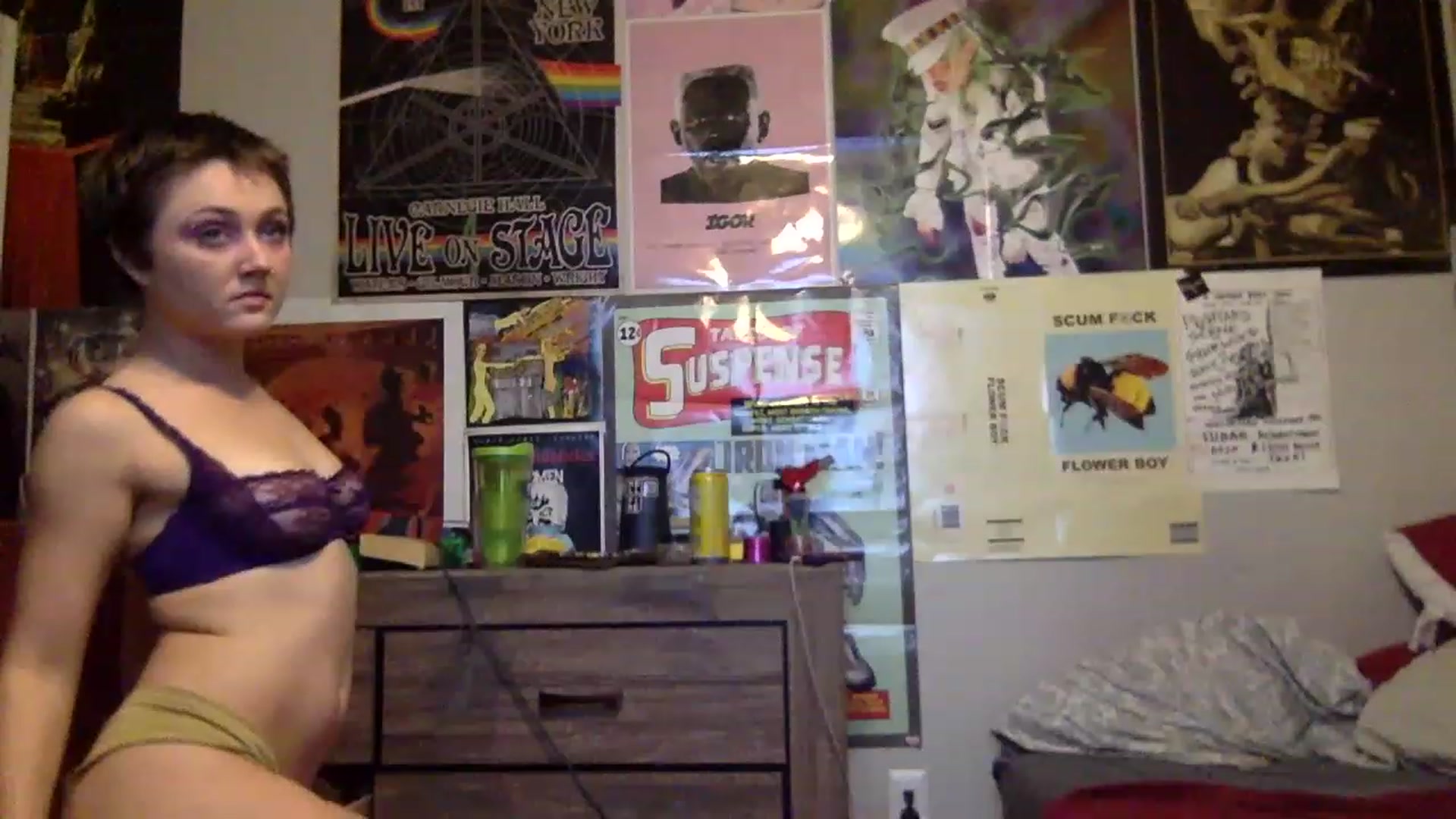 Gallery image thumbnail from Babysprite's myfreecams stream on, 11/22/2022, 06:43 image 18 of 20