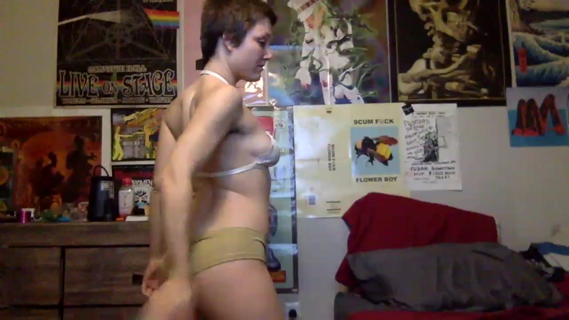 Gallery image thumbnail from Babysprite's myfreecams stream on, 11/24/2022, 04:14 image 10 of 20
