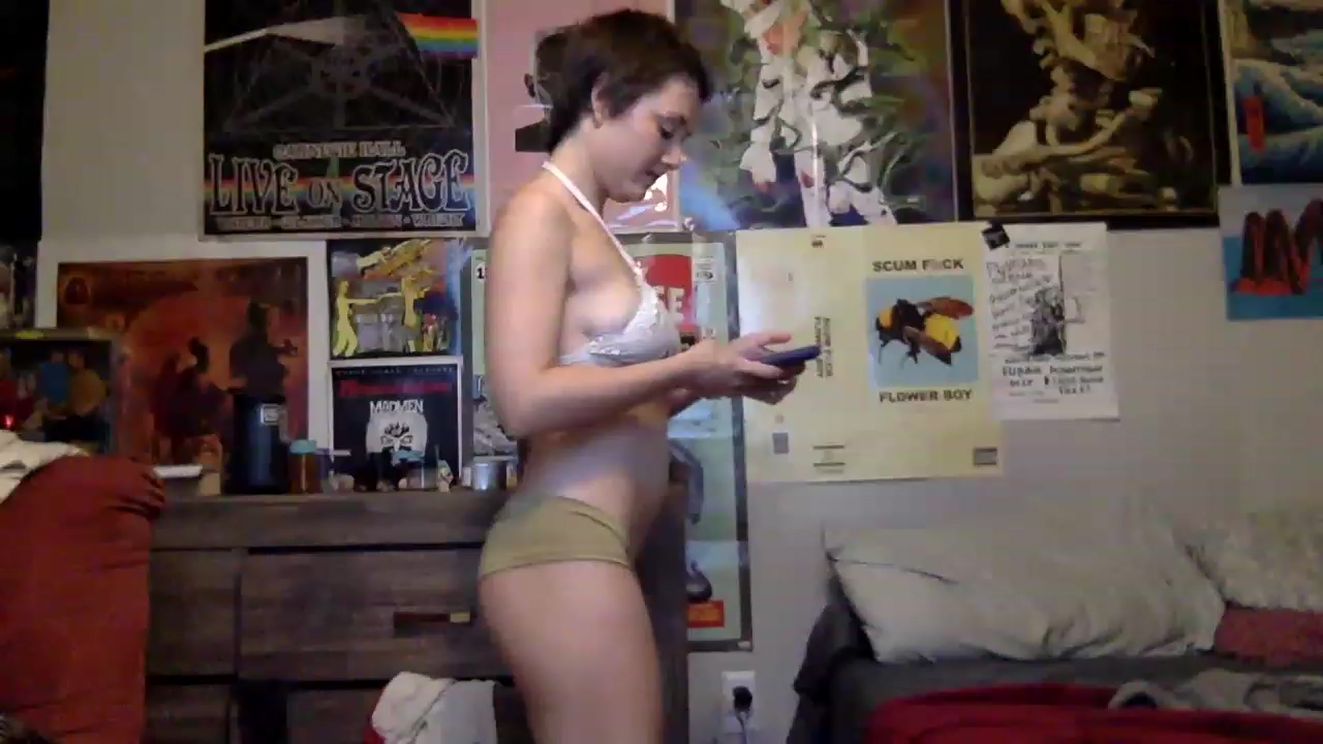 Gallery image thumbnail from Babysprite's myfreecams stream on, 11/27/2022, 24:55 image 15 of 20