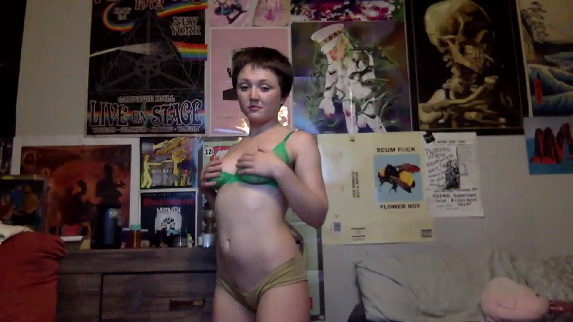 Gallery image thumbnail from Babysprite's myfreecams stream on, 11/27/2022, 08:28 image 17 of 20
