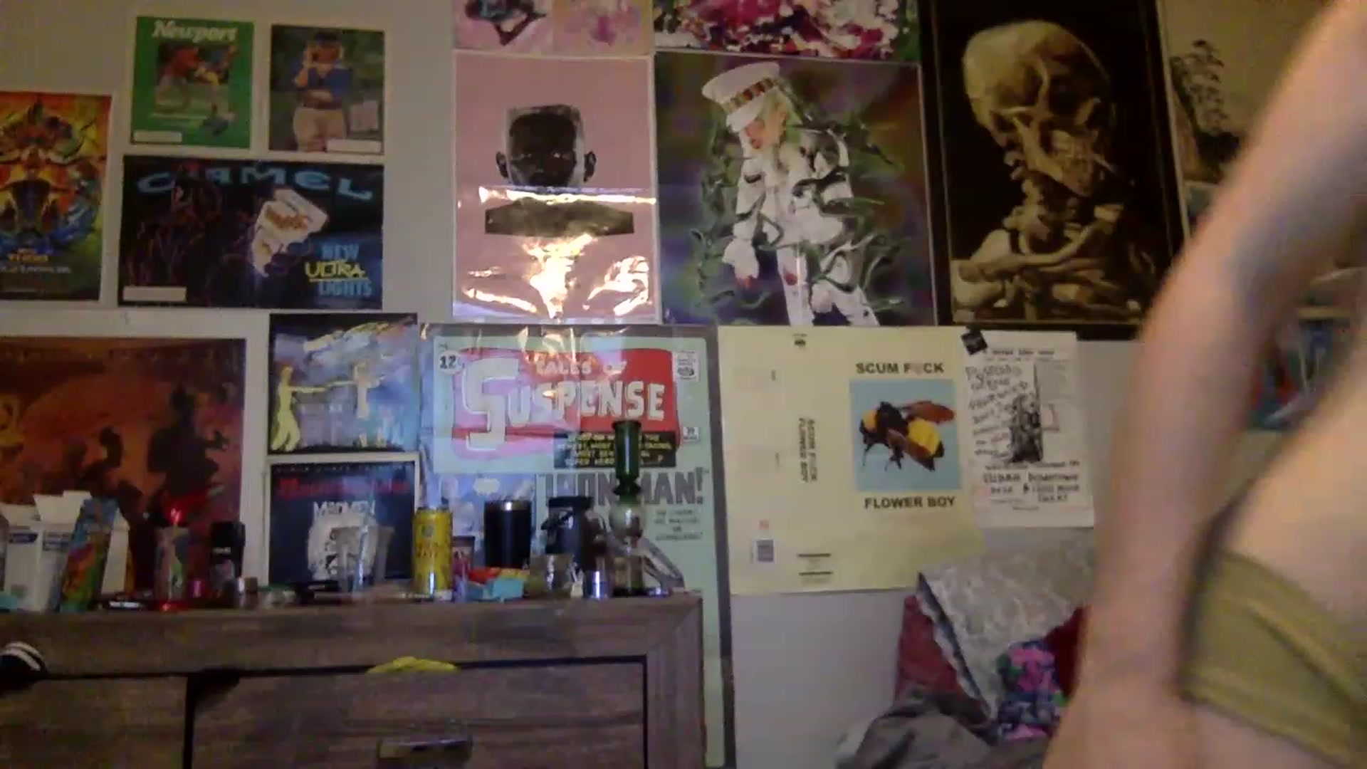 Gallery image thumbnail from Babysprite's myfreecams stream on, 03/20/2023, 24:01 image 19 of 20