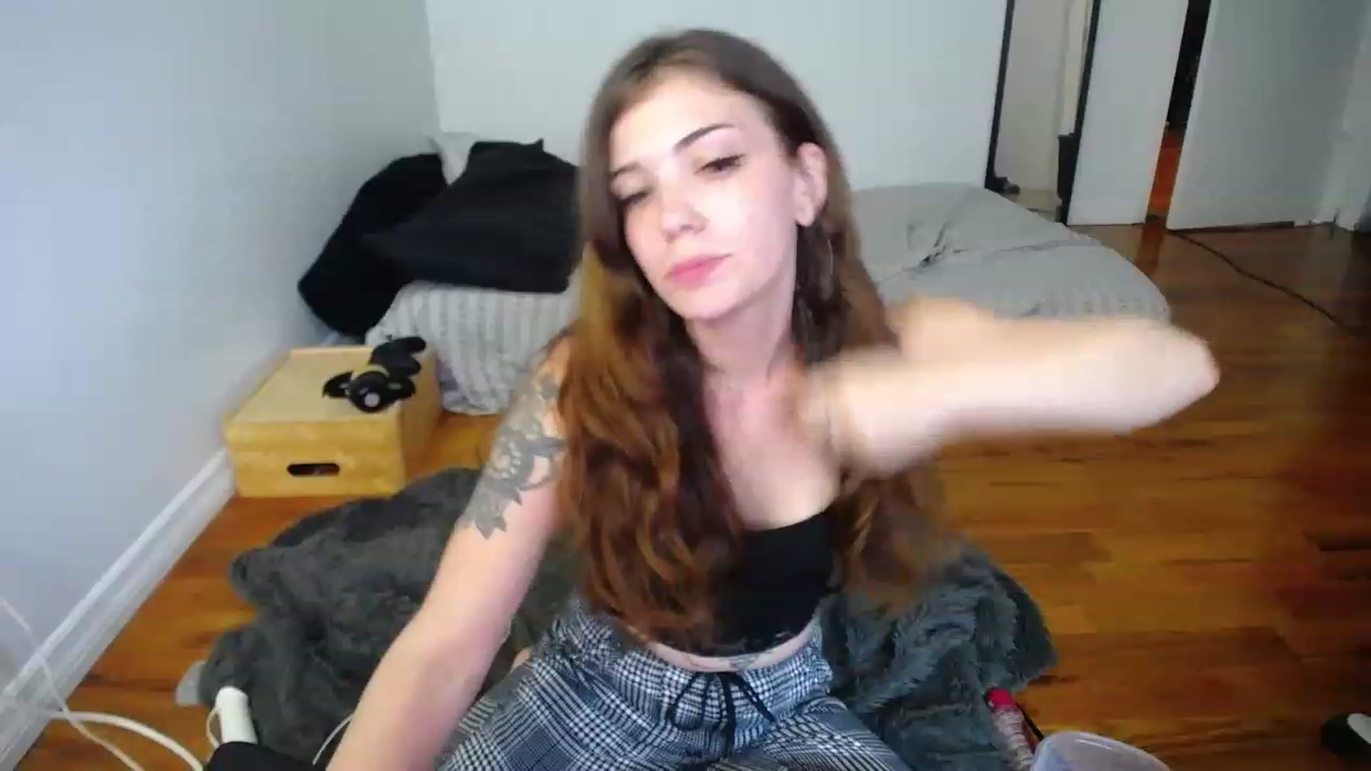 Gallery image thumbnail from BabyxKat's myfreecams stream on, 11/22/2022, 20:28 image 20 of 20