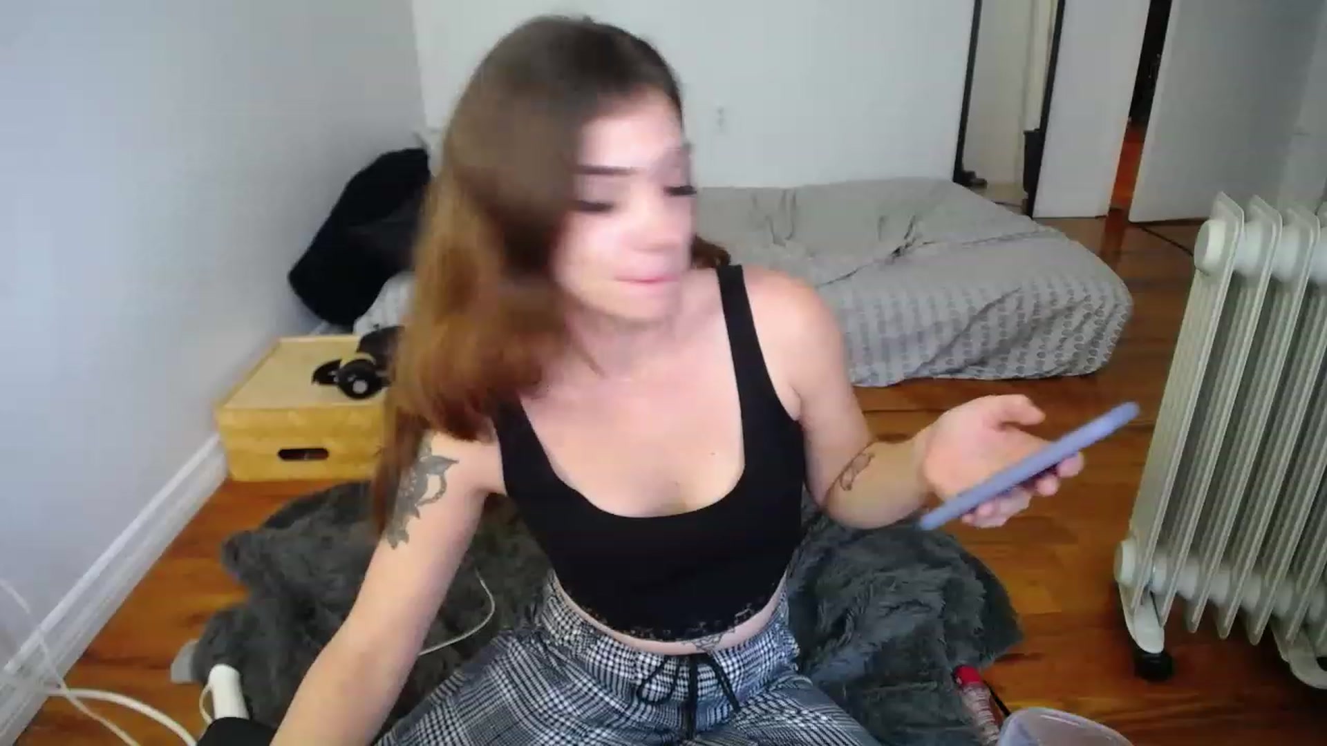 Gallery image thumbnail from BabyxKat's myfreecams stream on, 11/22/2022, 20:28 image 9 of 20