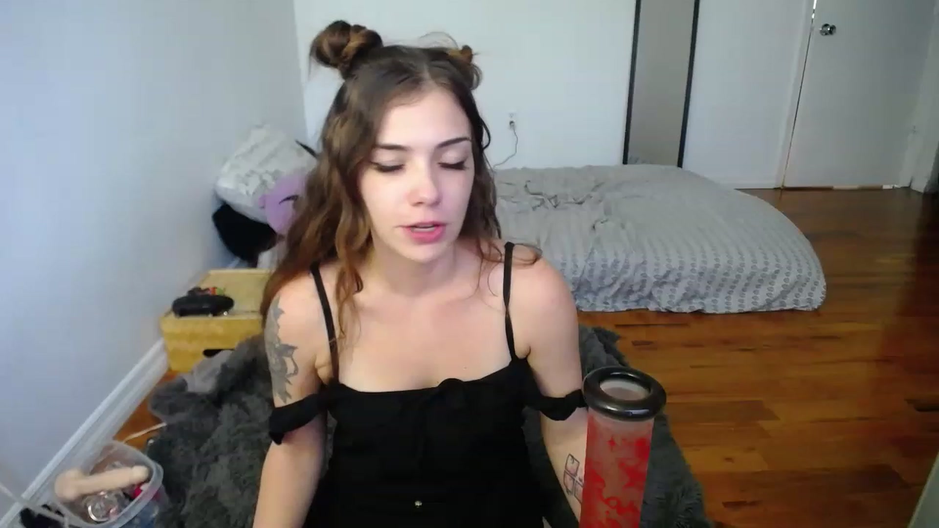 Gallery image thumbnail from BabyxKat's myfreecams stream on, 11/25/2022, 18:25 image 10 of 20
