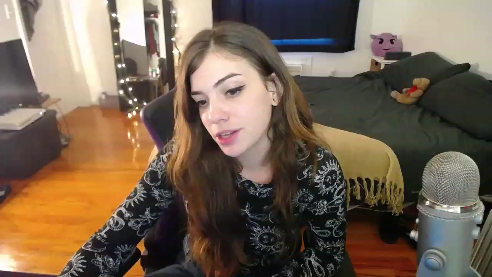 Gallery image thumbnail from BabyxKat's myfreecams stream on, 12/28/2022, 21:49 image 7 of 20